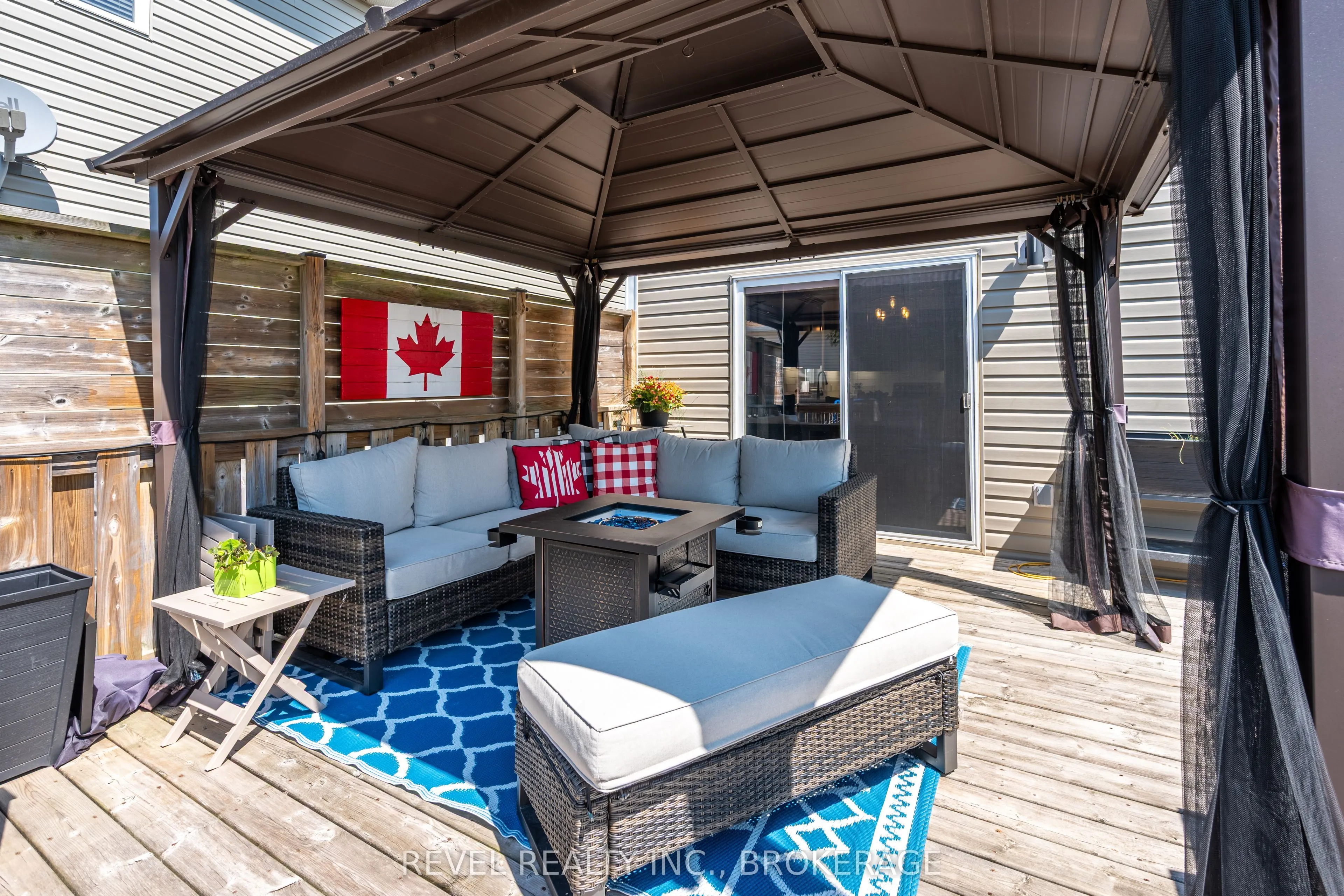 102 Mcdonough Crescent