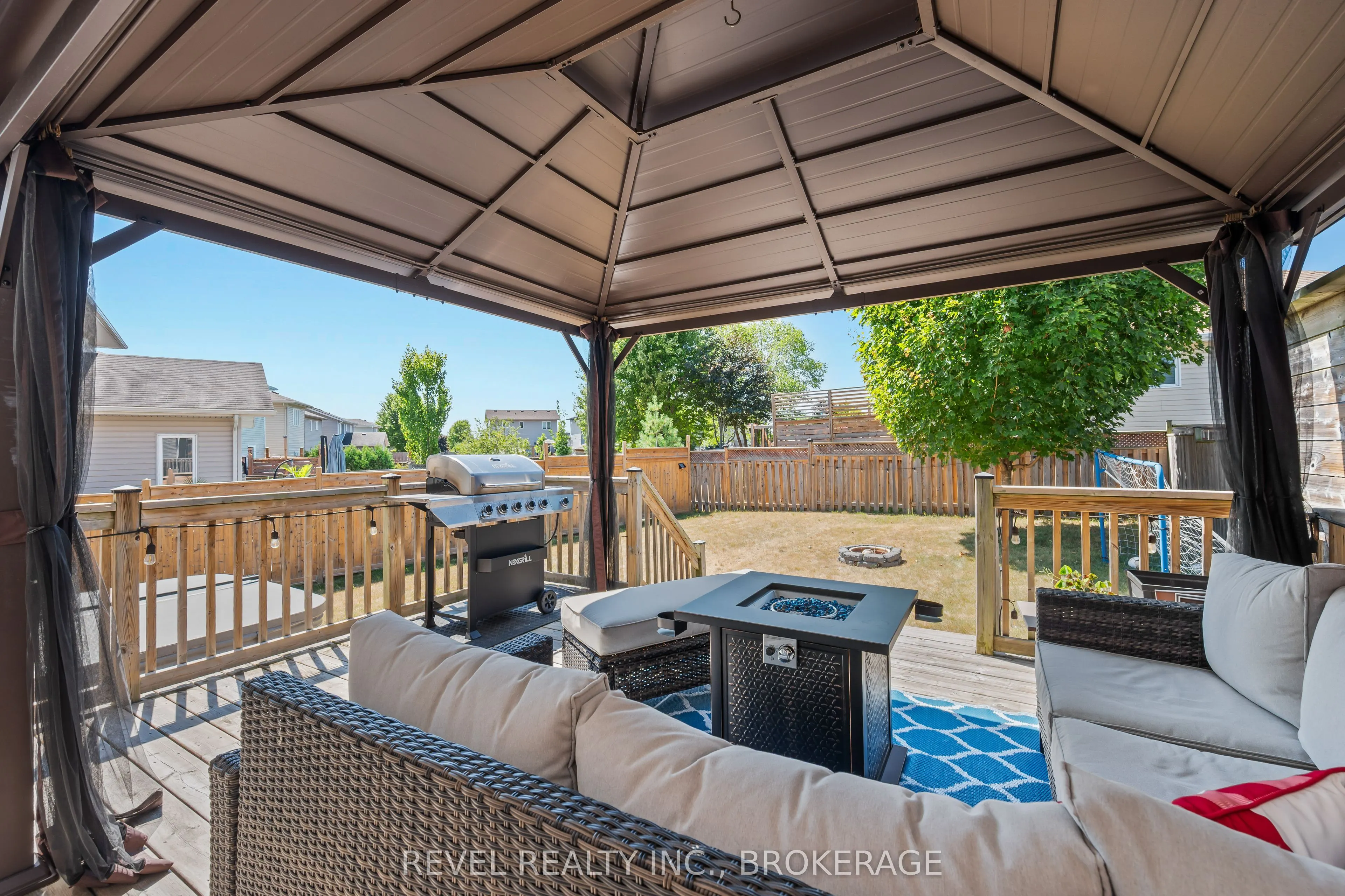 102 Mcdonough Crescent