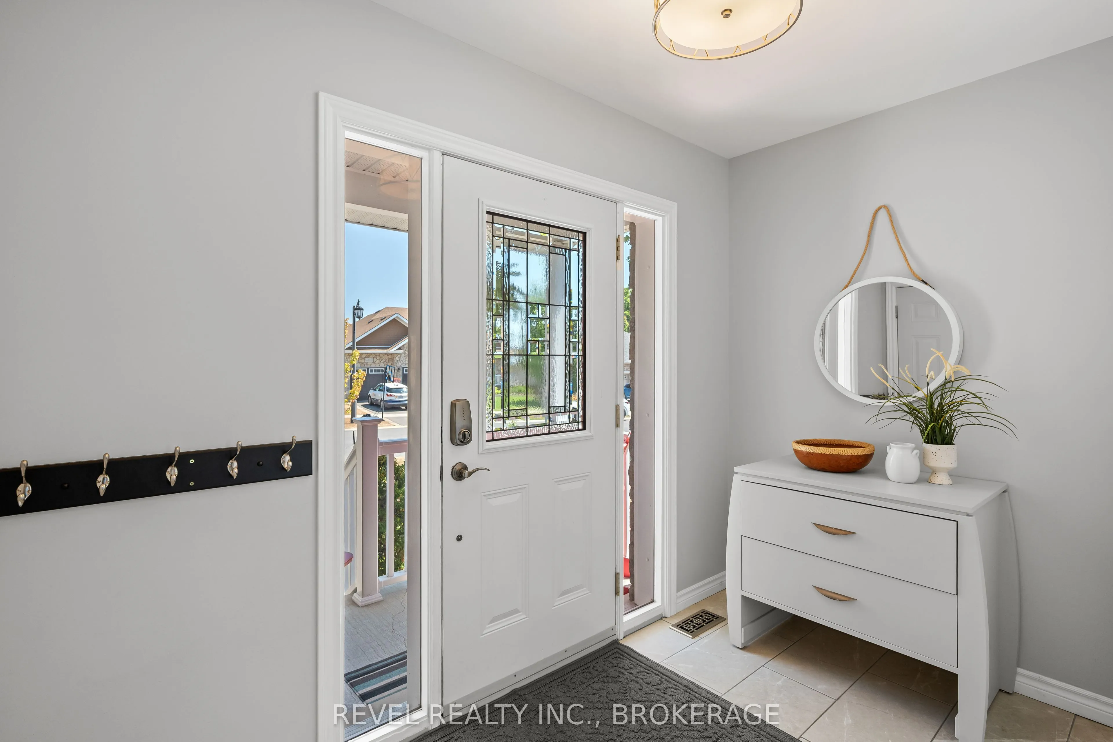 102 Mcdonough Crescent