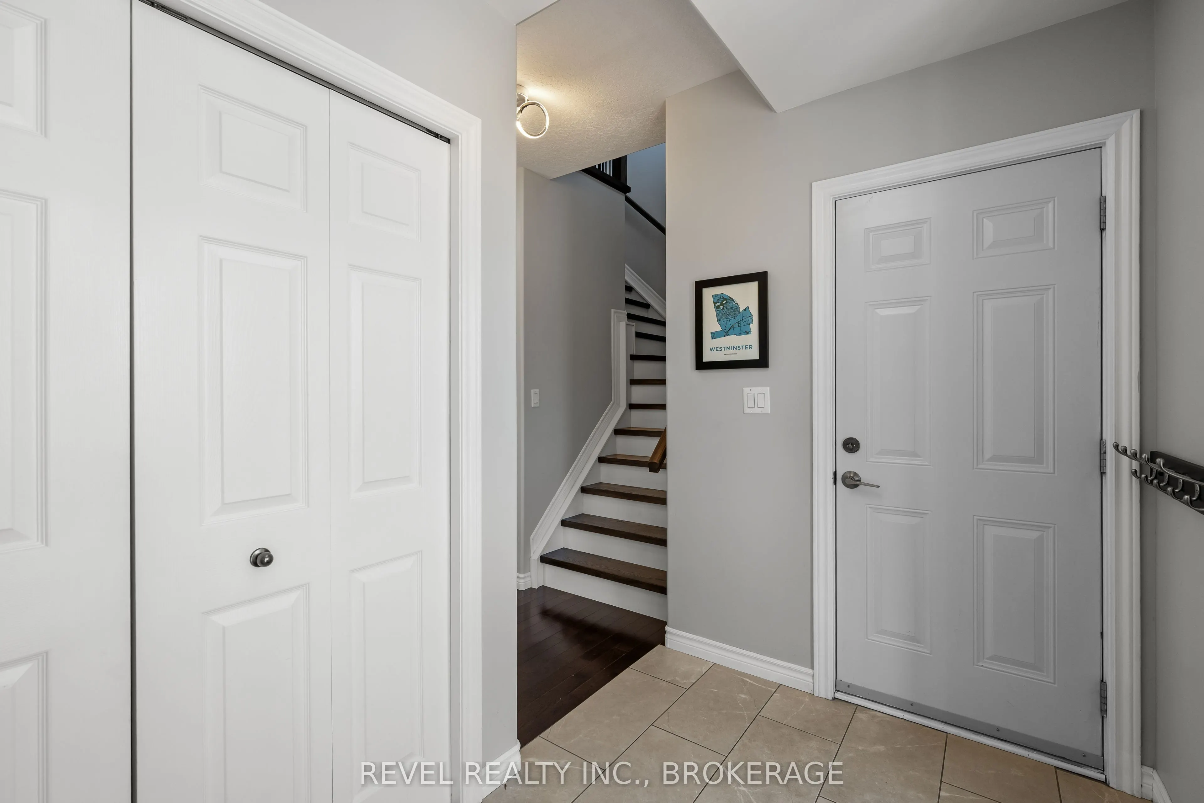 102 Mcdonough Crescent