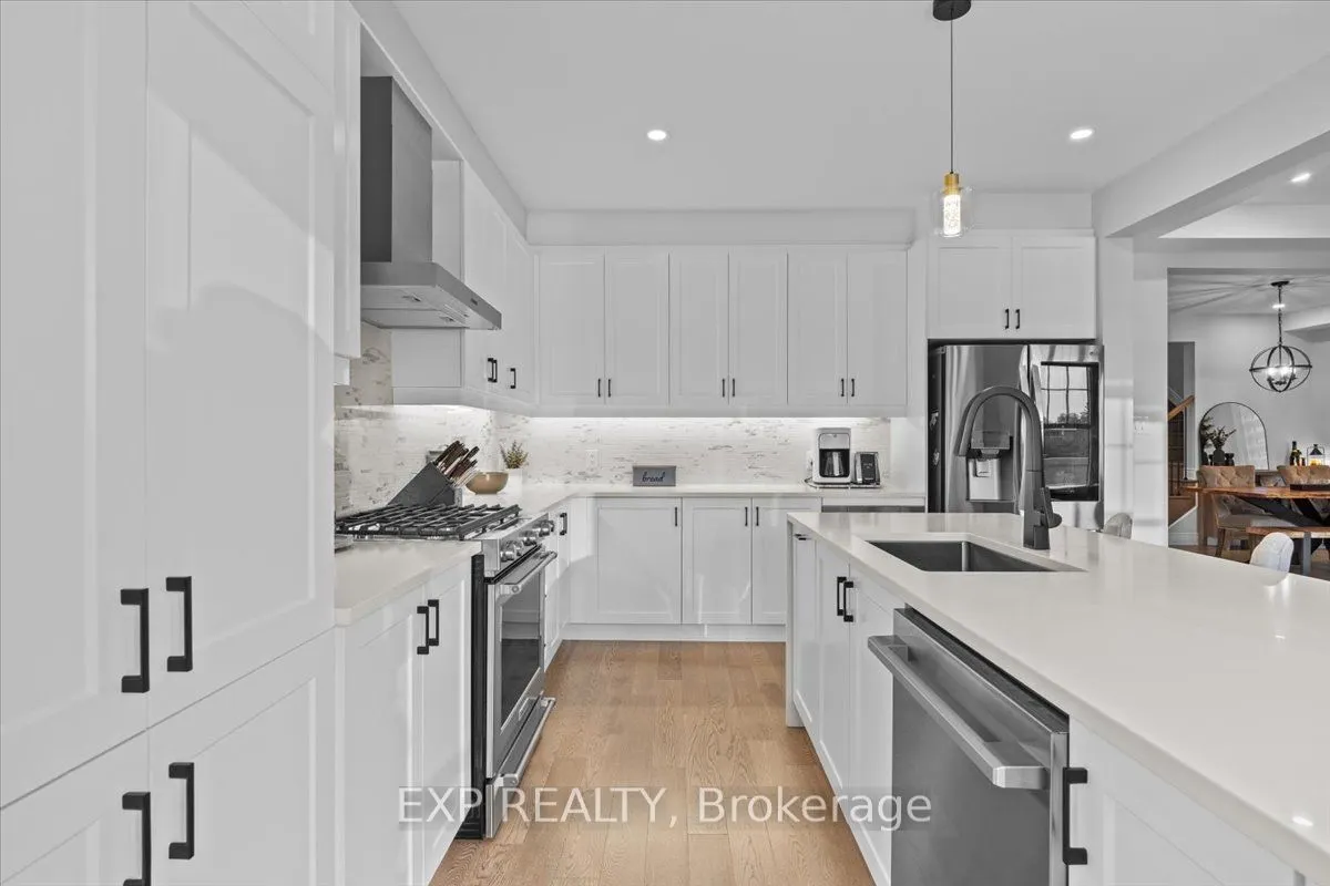126 Unity Place
