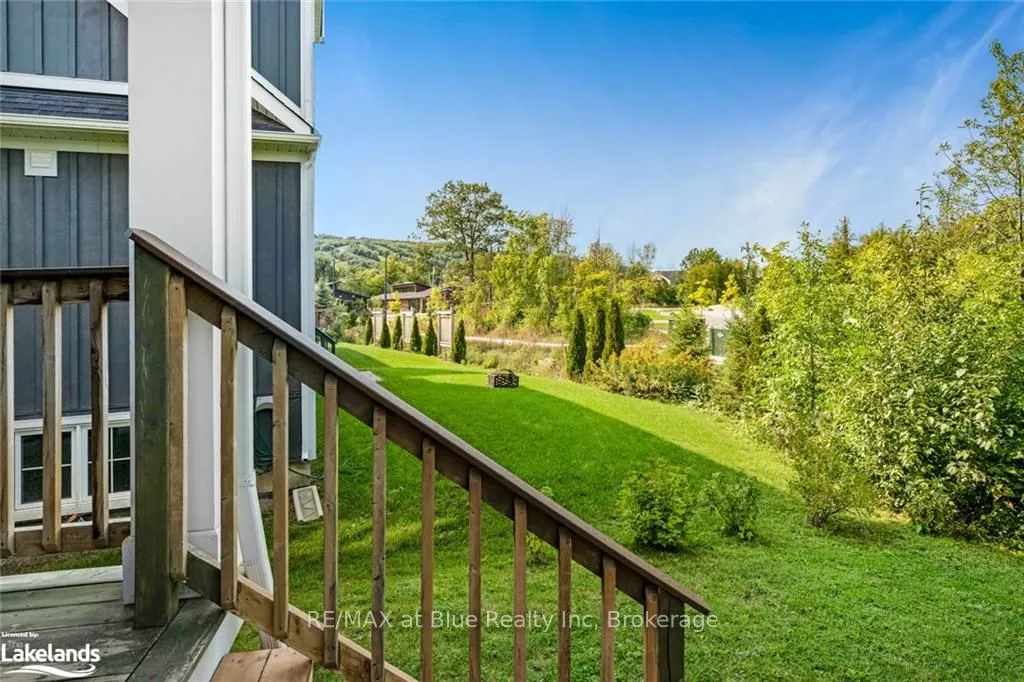 364 Yellow Birch Crescent