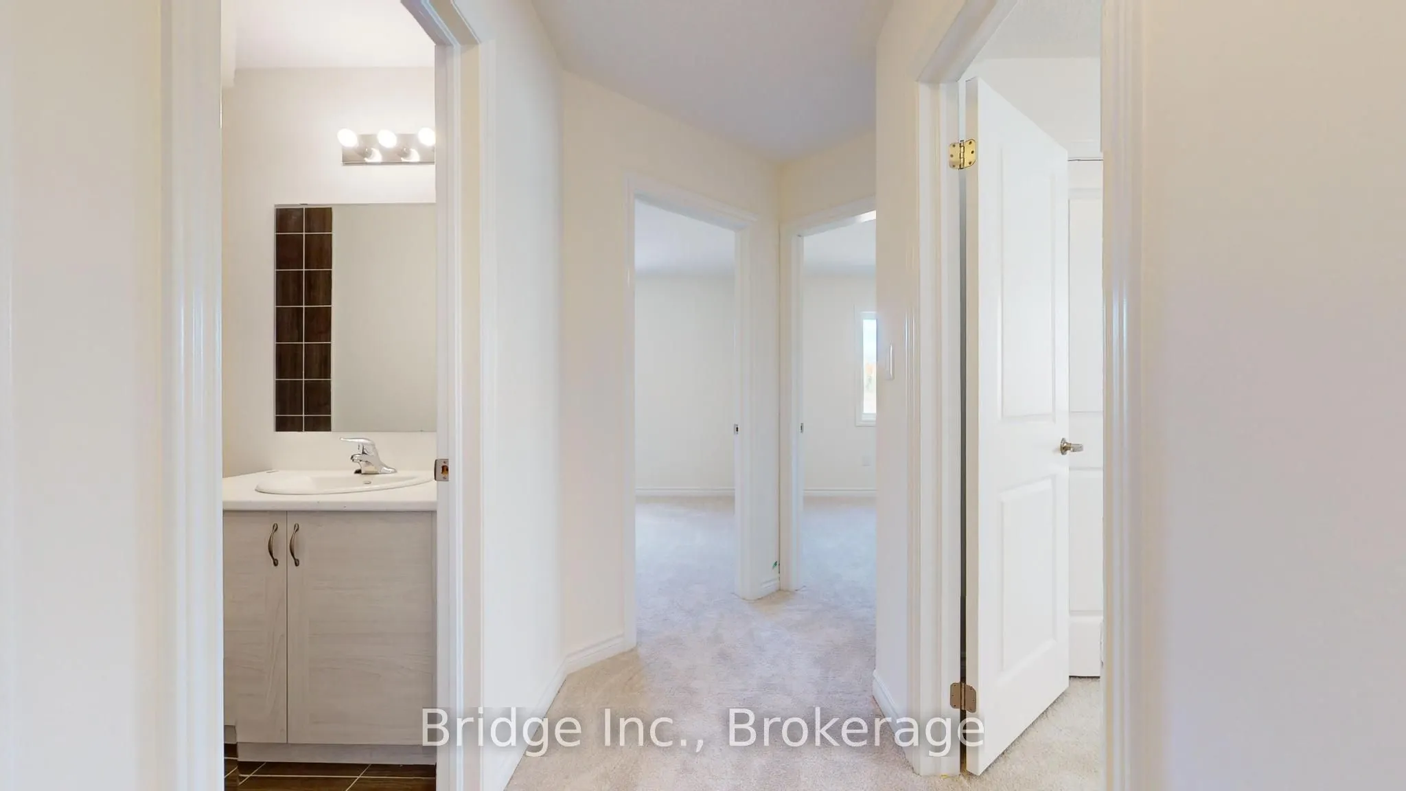 12 Hillcroft Way