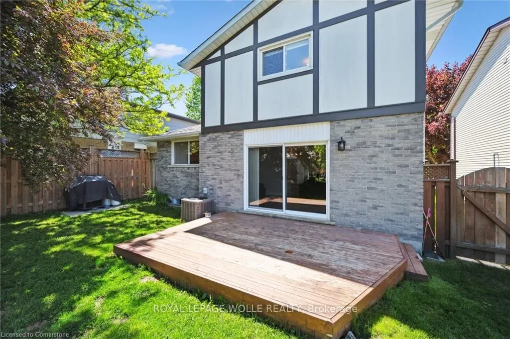31 Driftwood Place