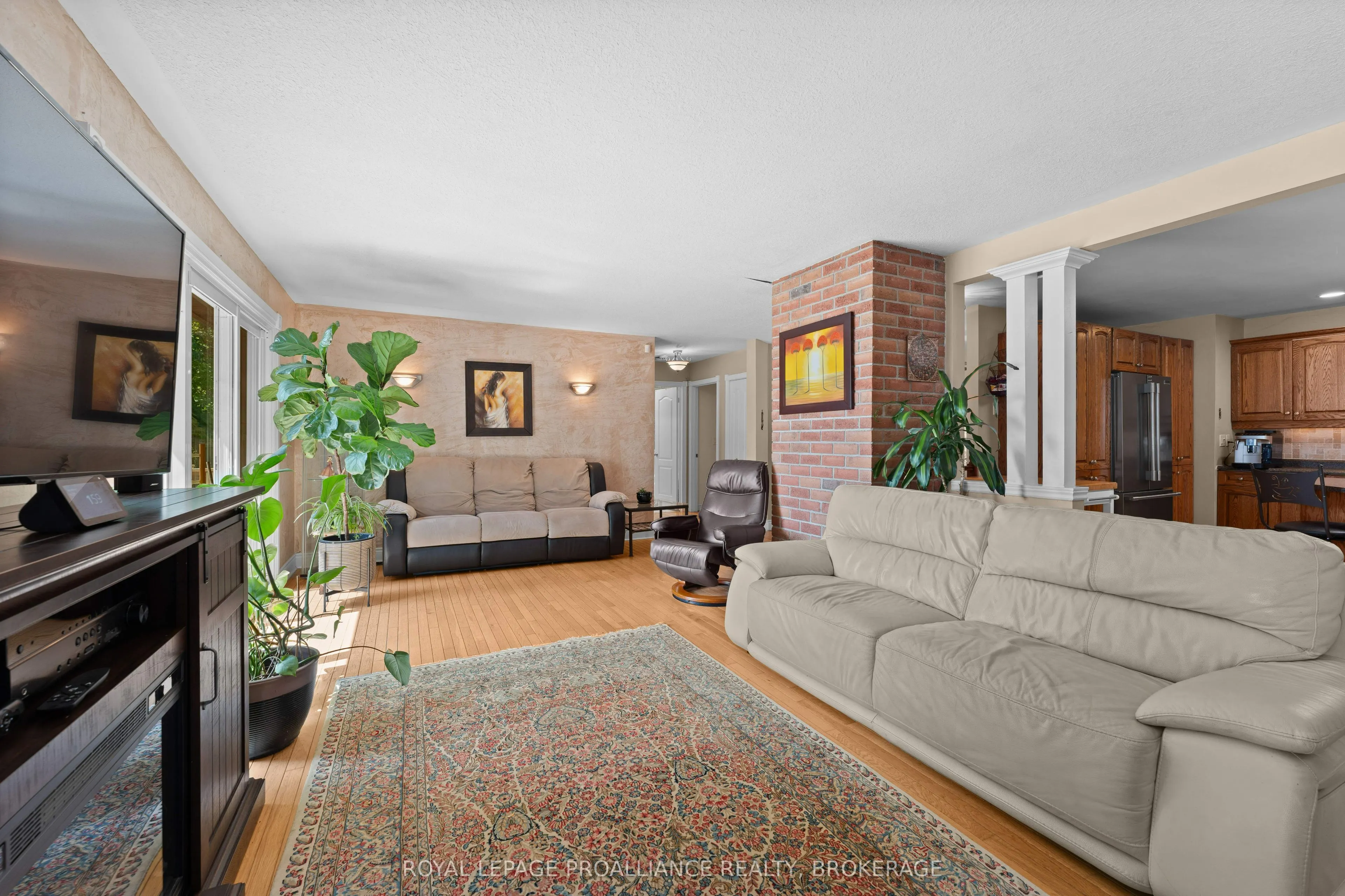 182 Nicholson Point Road