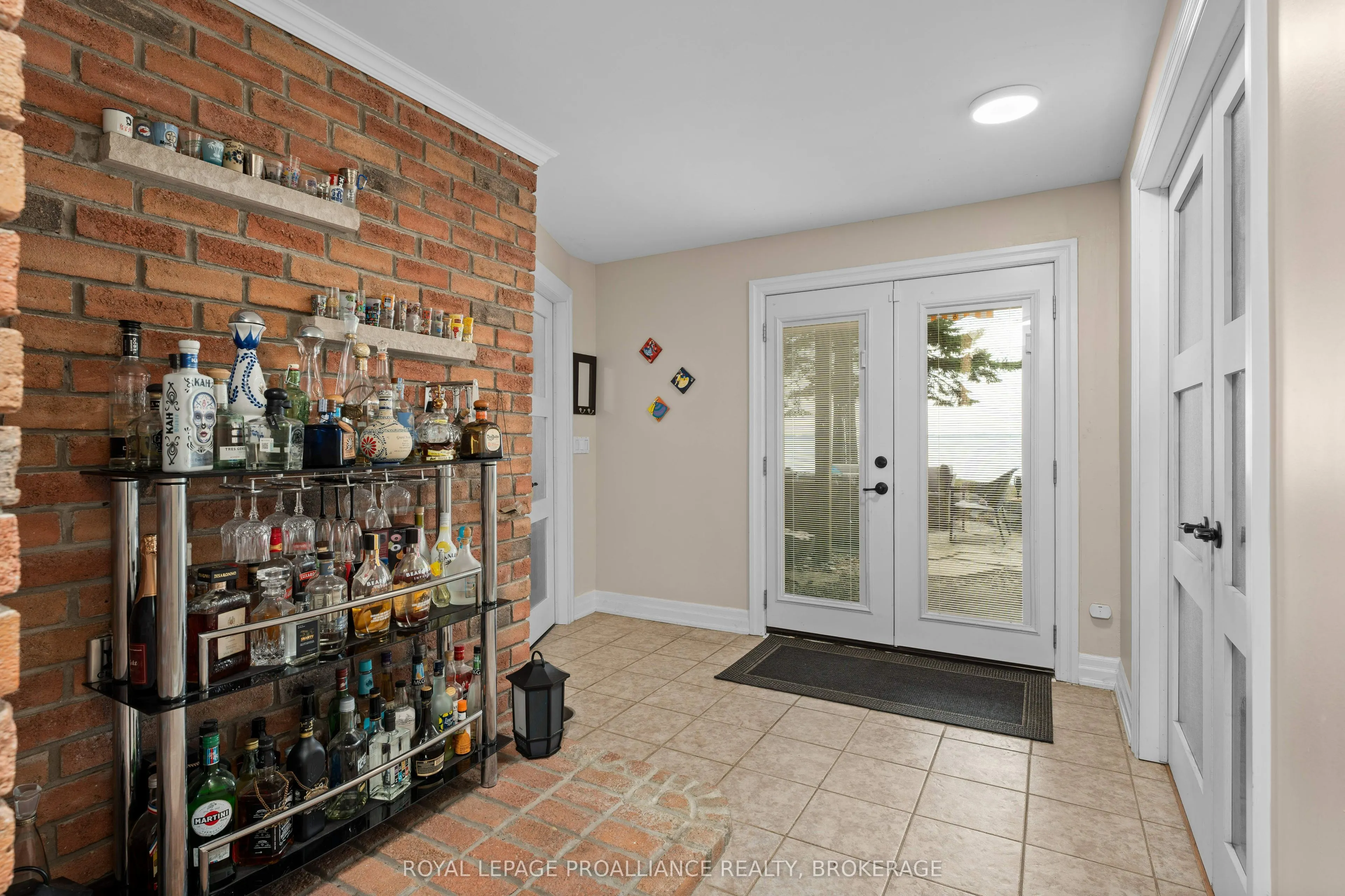 182 Nicholson Point Road
