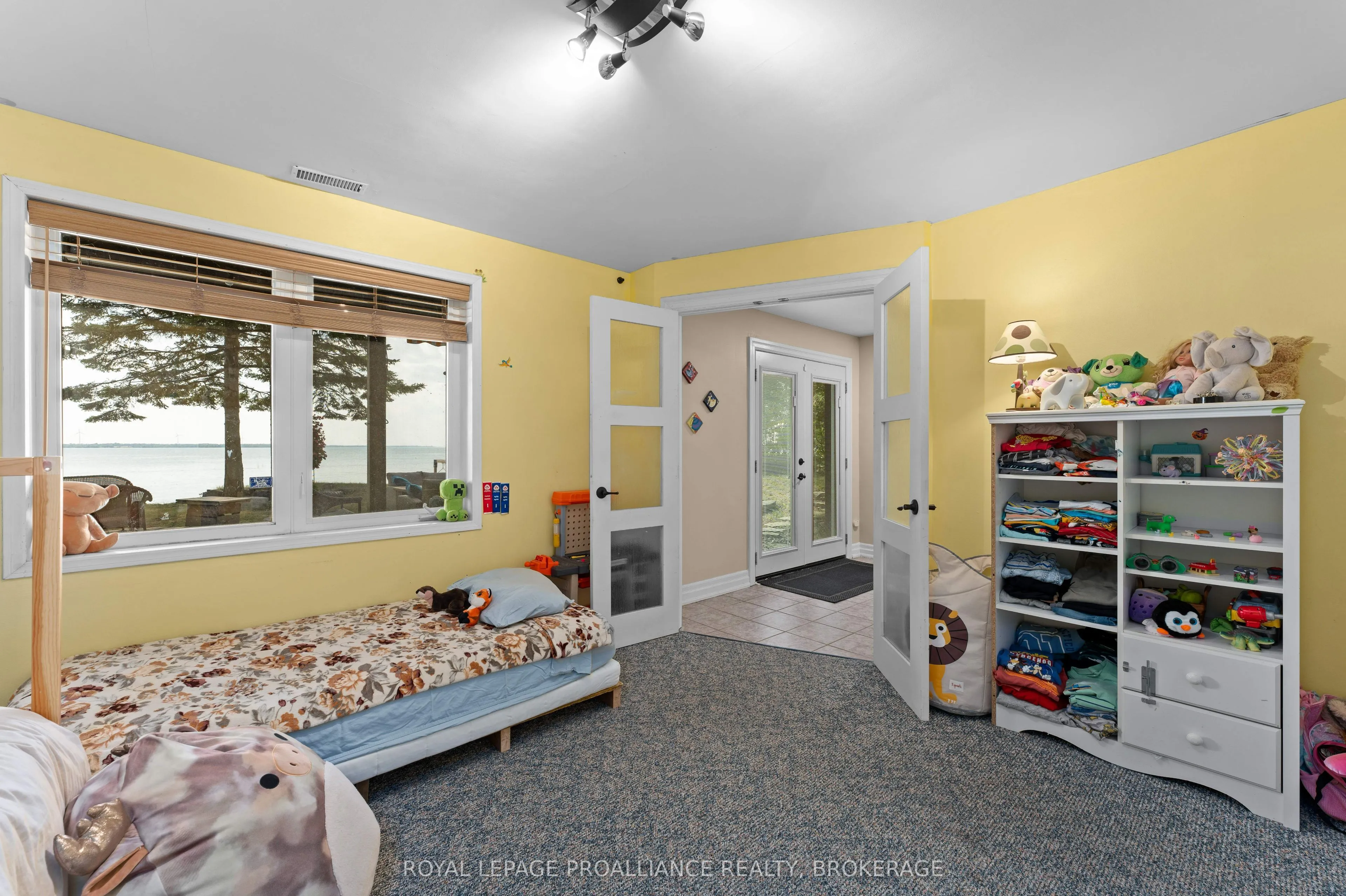 182 Nicholson Point Road