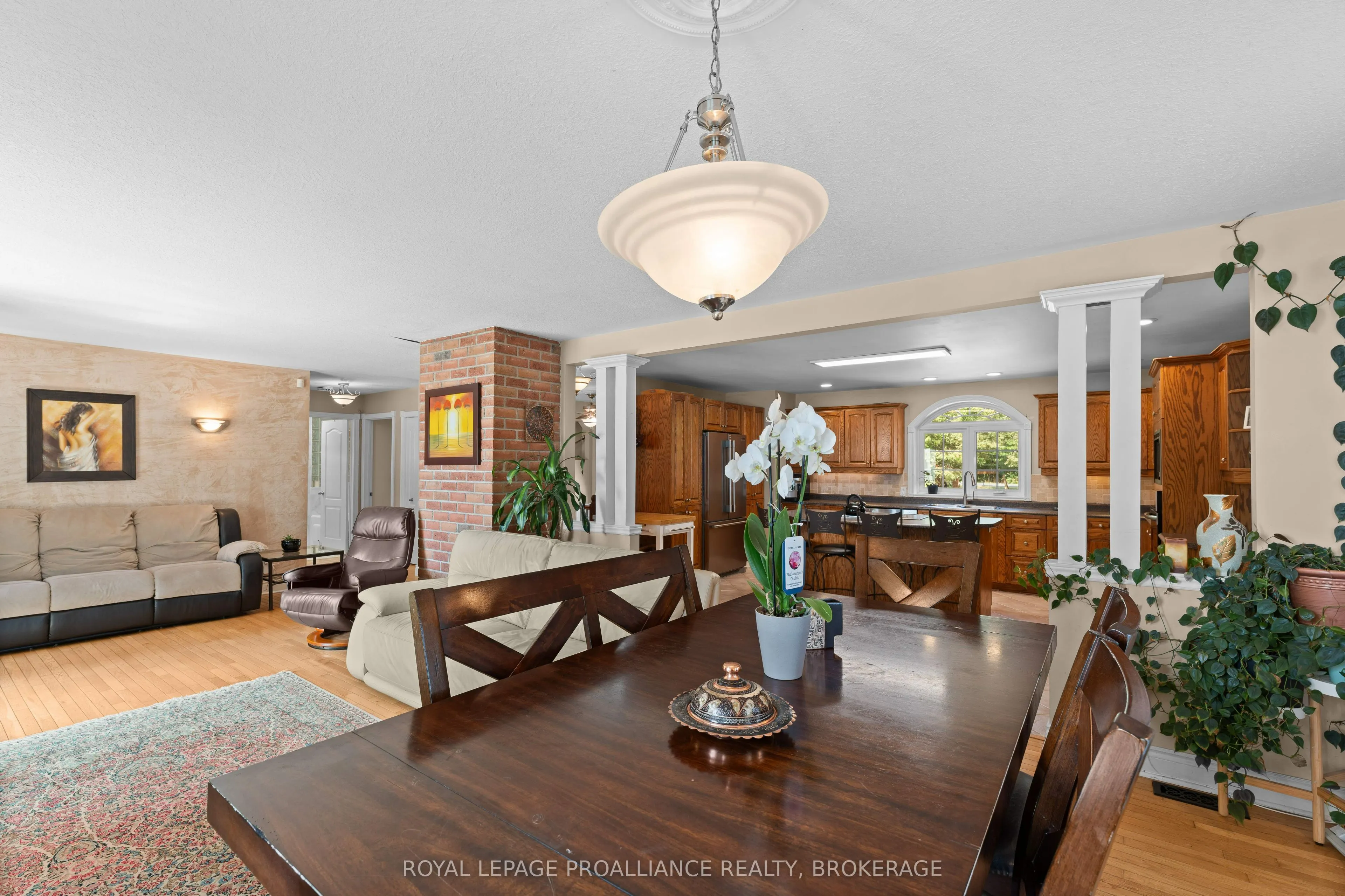 182 Nicholson Point Road