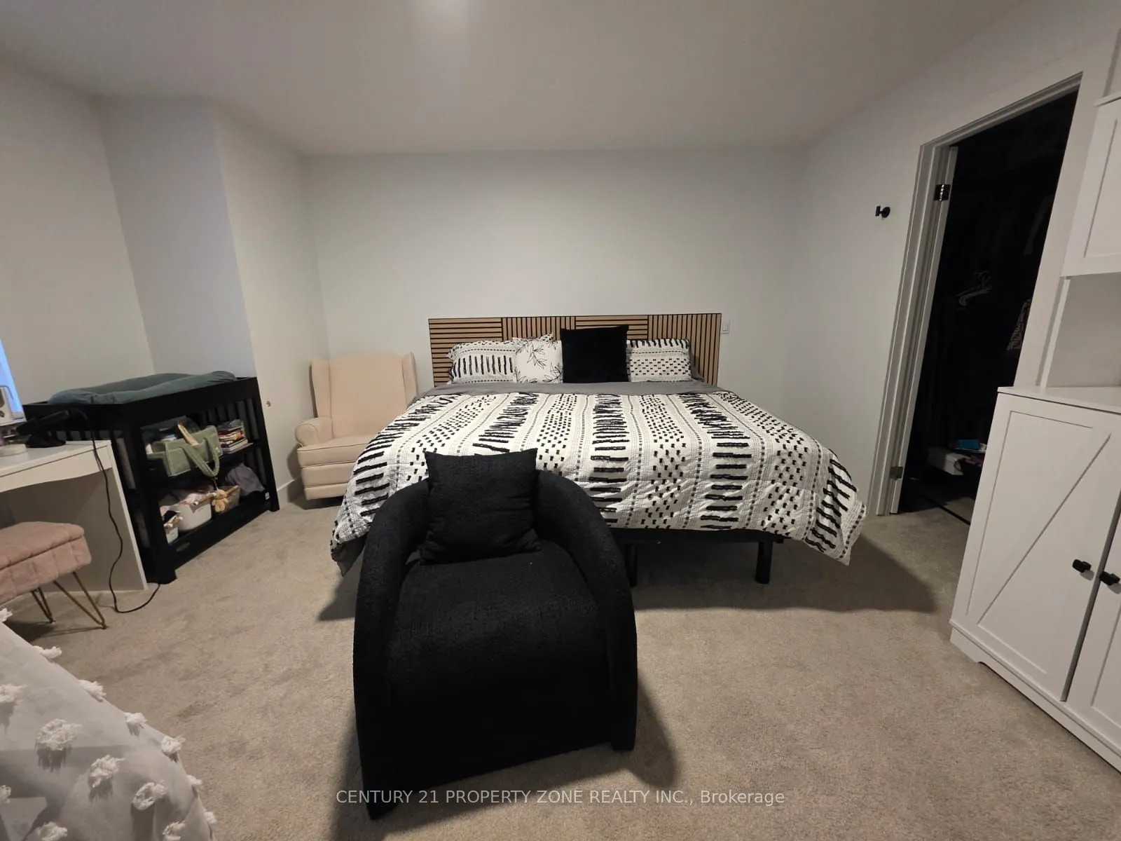 245 Jackson Street E