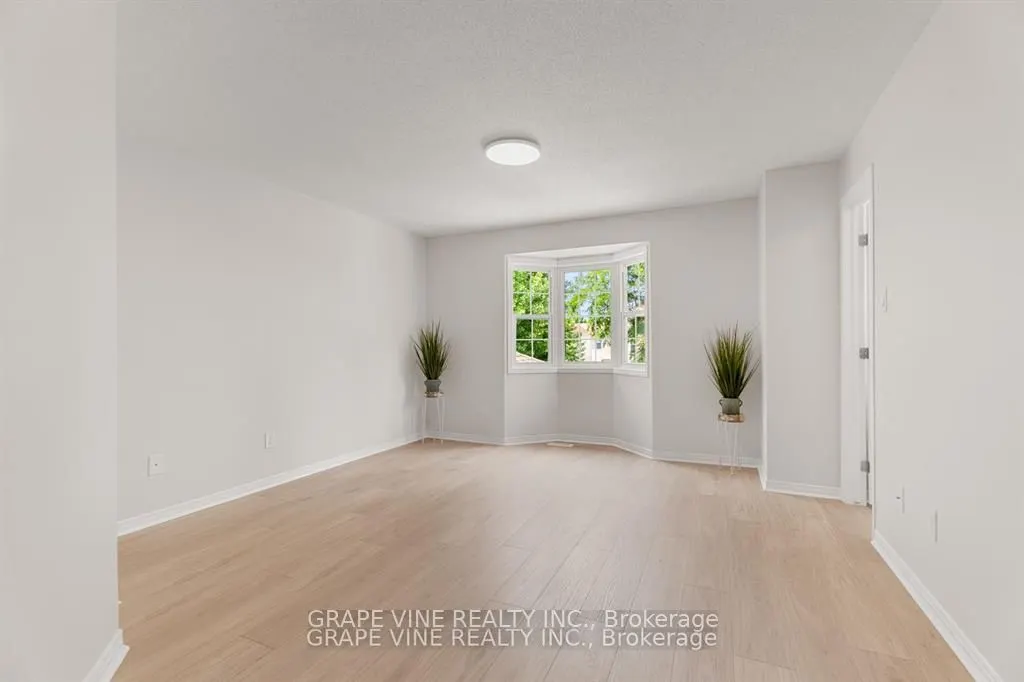 564 Aberfoyle Circle