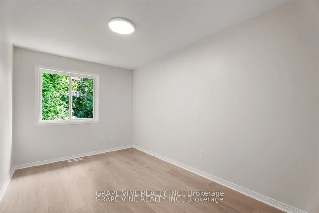 564 Aberfoyle Circle