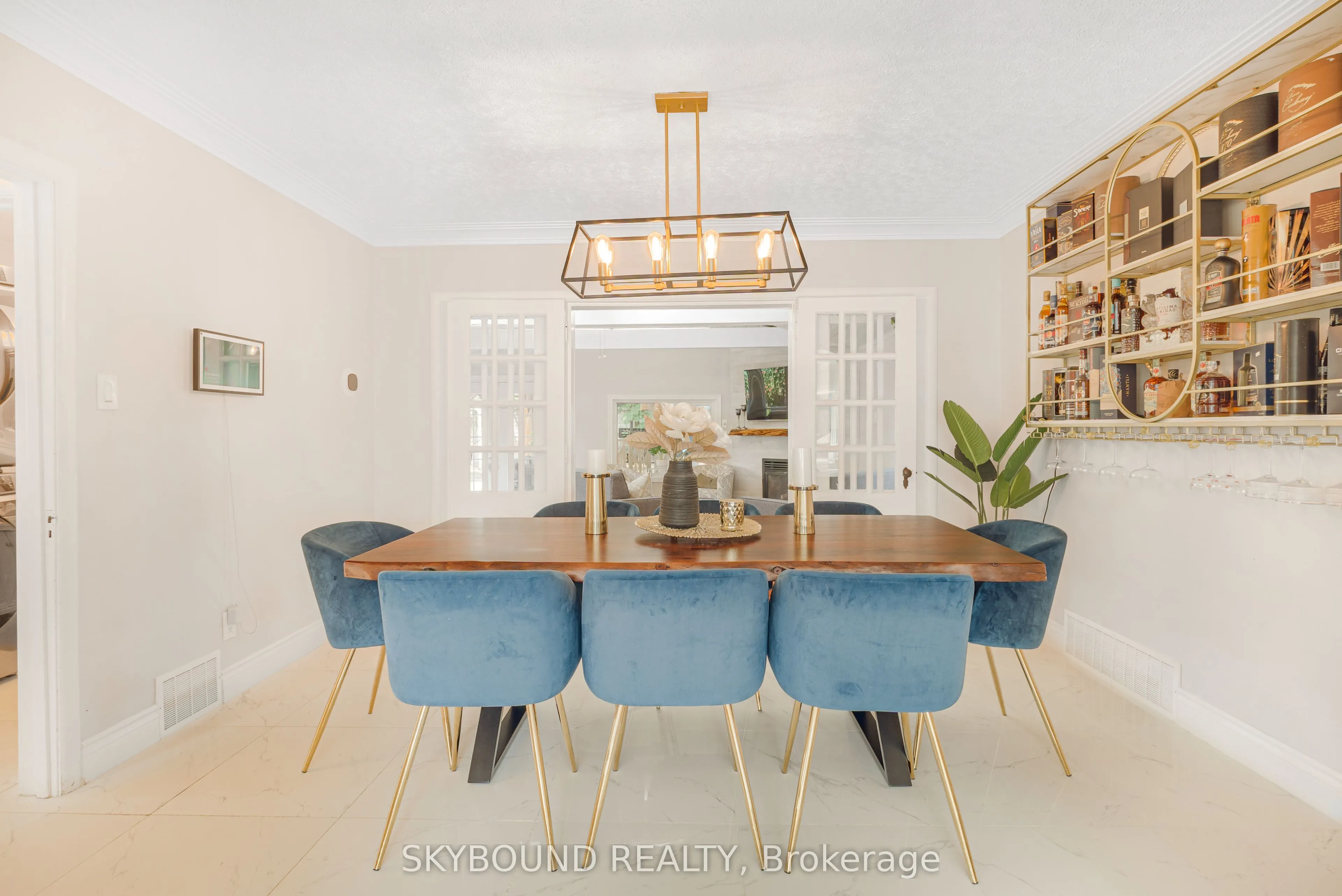 5177 Valley Way