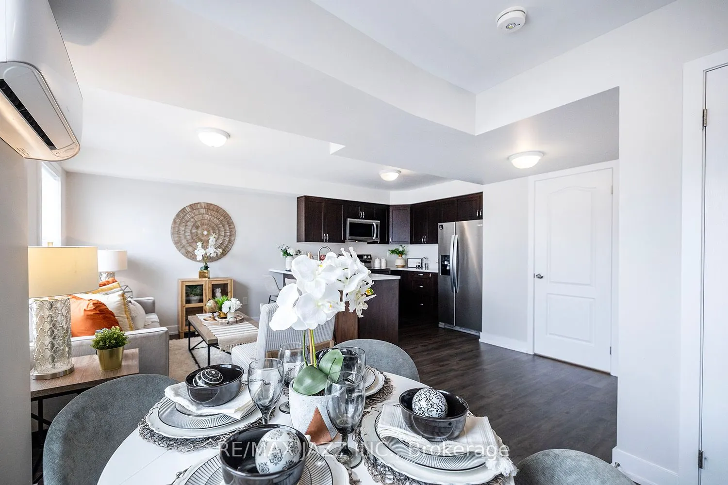 460 Lonsberry Drive, #407