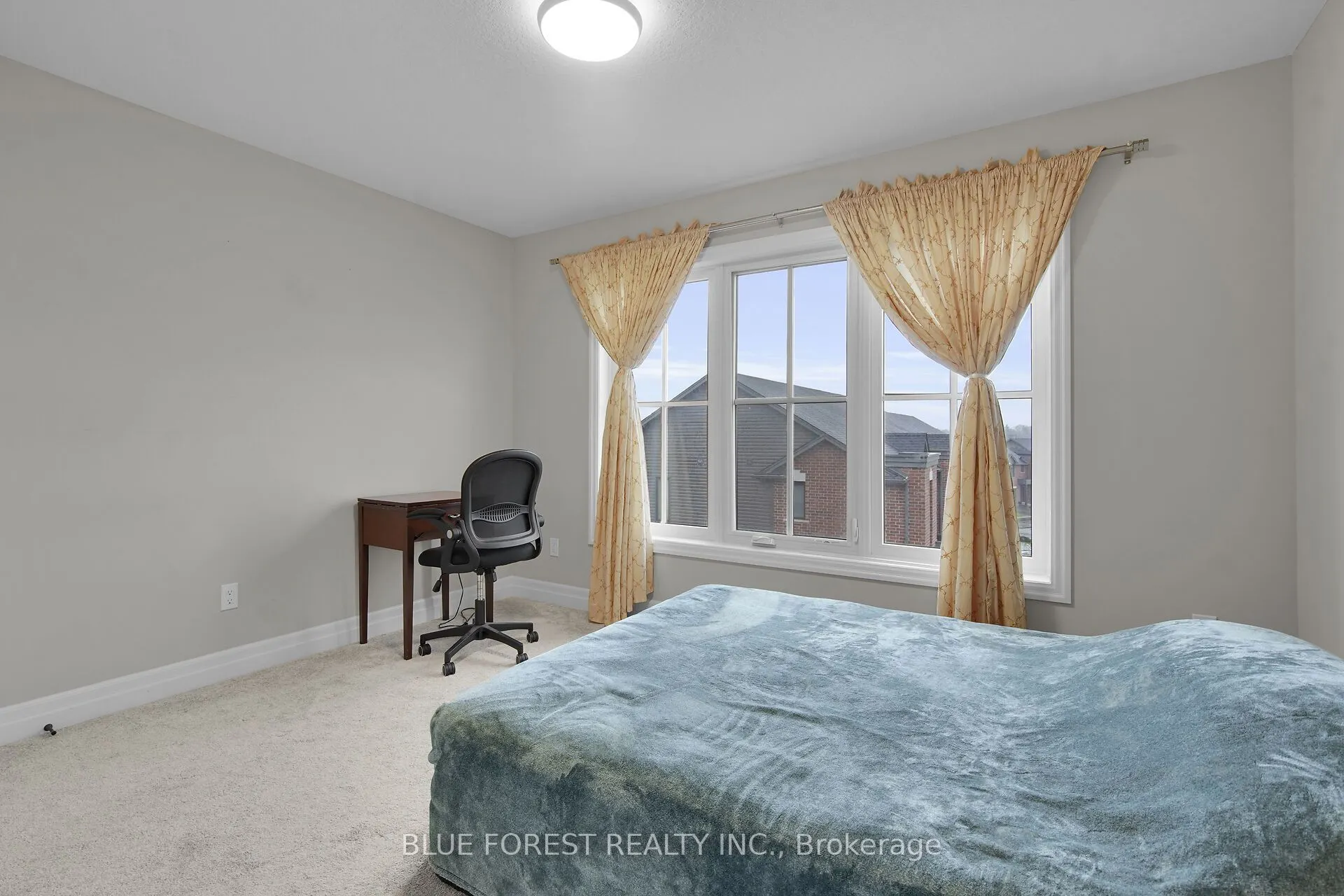 555 Sunningdale Road E, #2