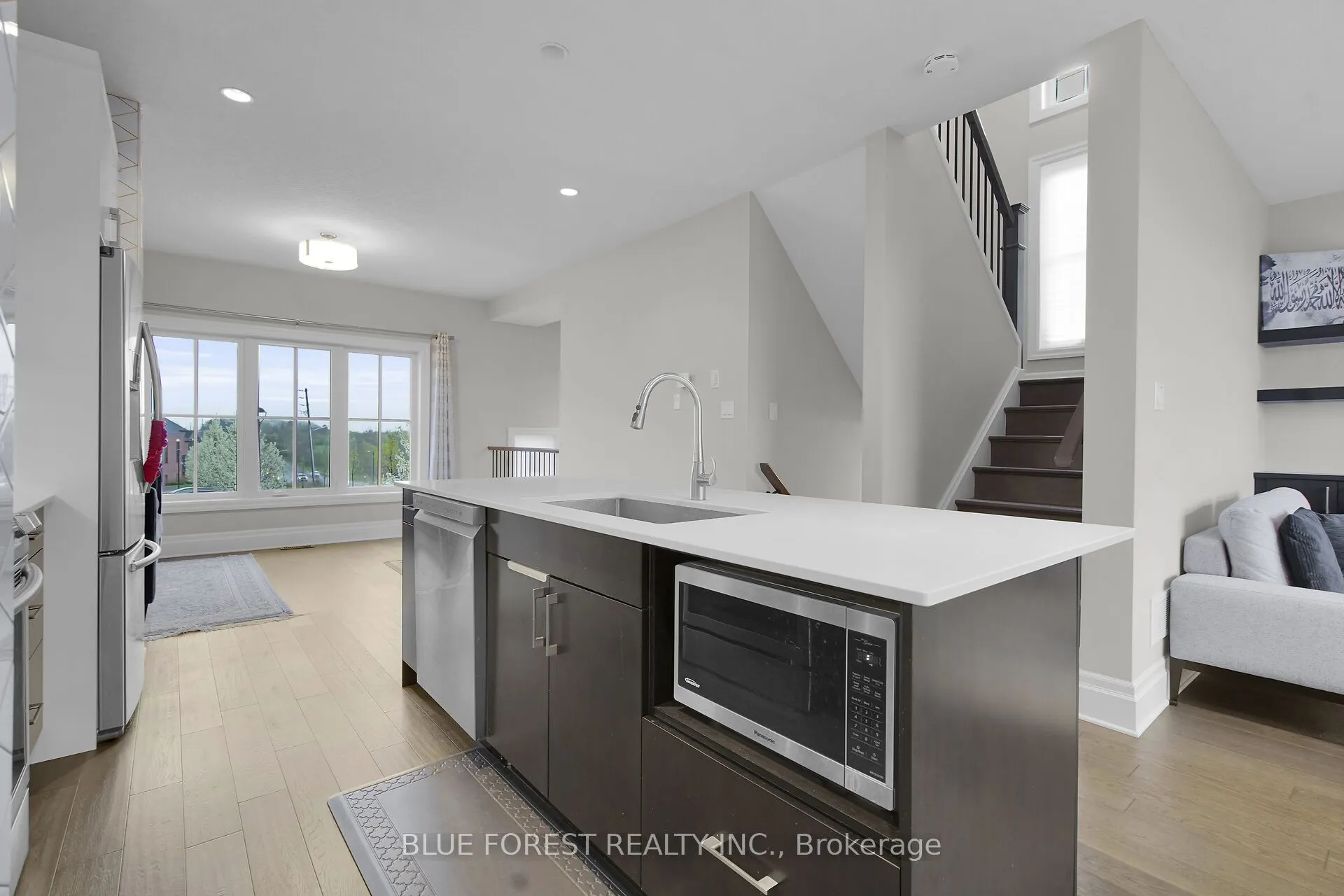 555 Sunningdale Road E, #2