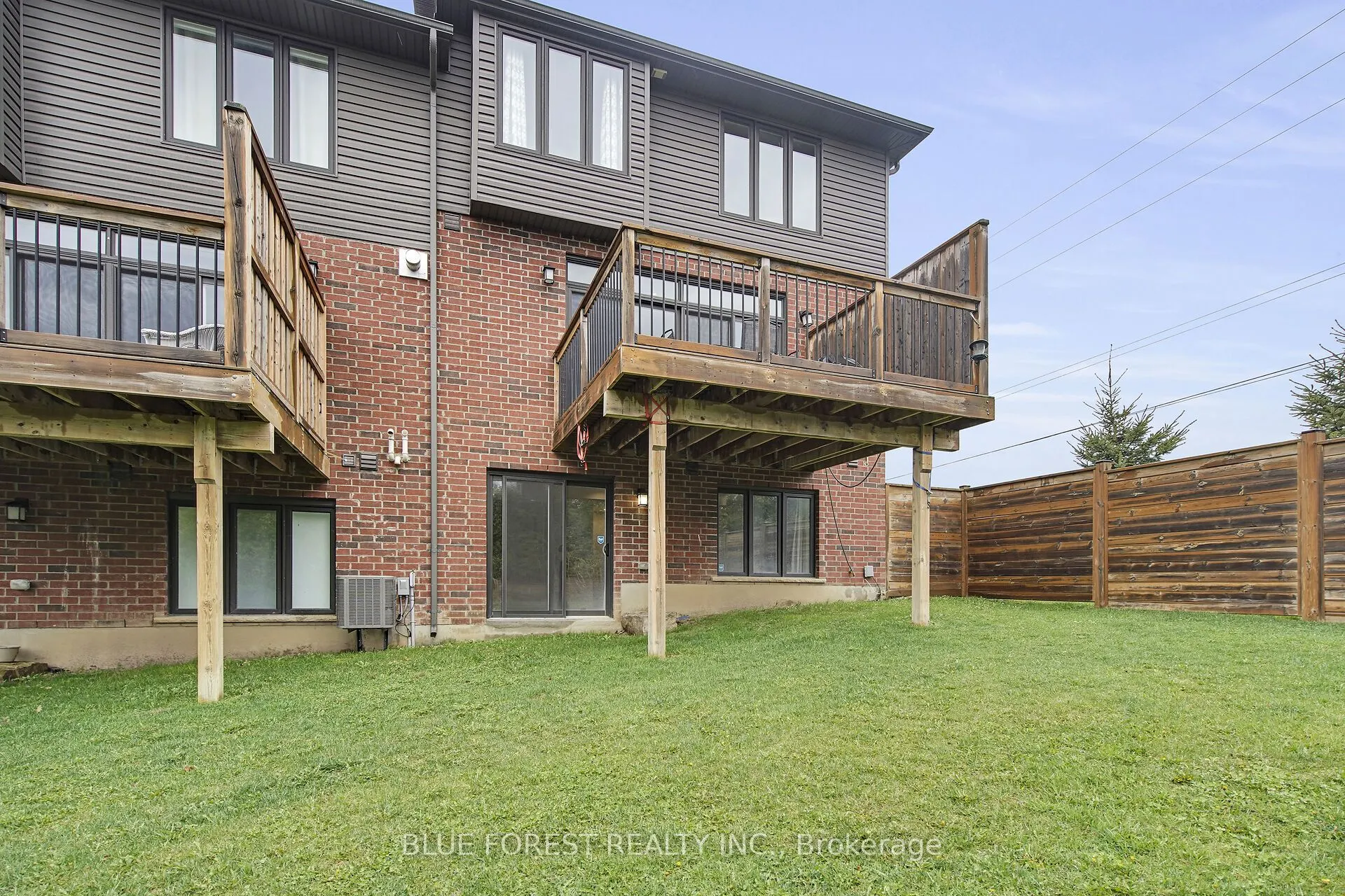 555 Sunningdale Road E, #2