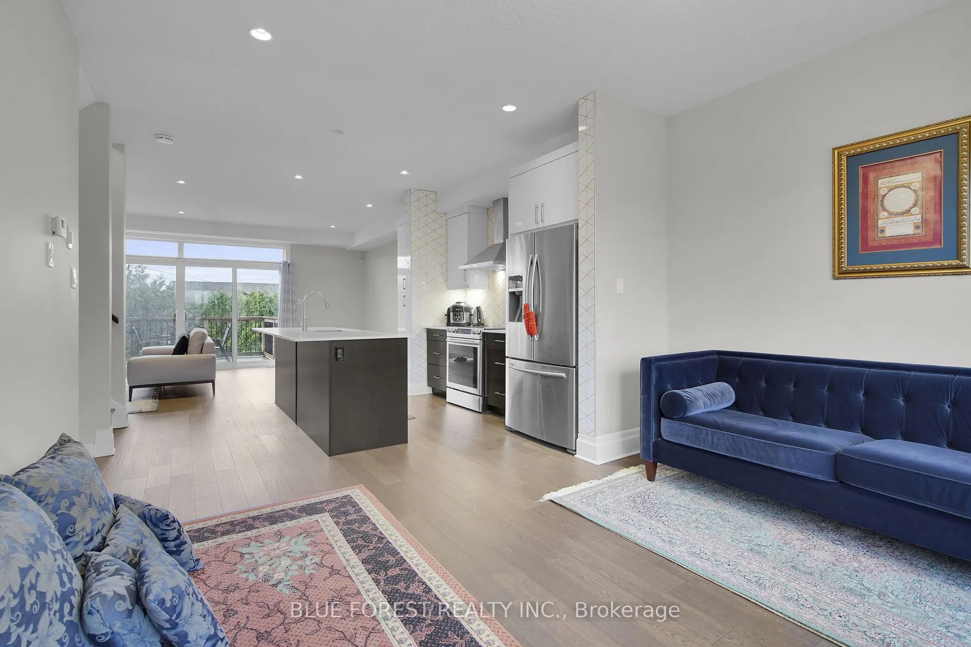 555 Sunningdale Road E, #2