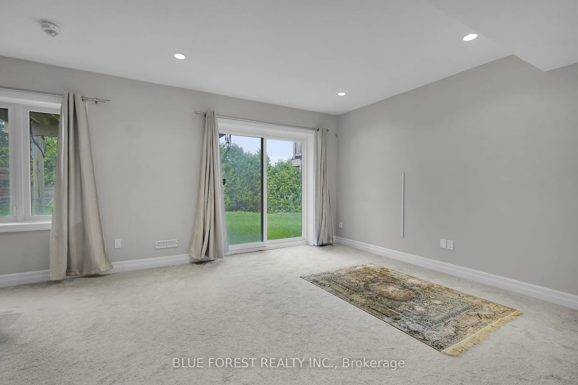 555 Sunningdale Road E, #2