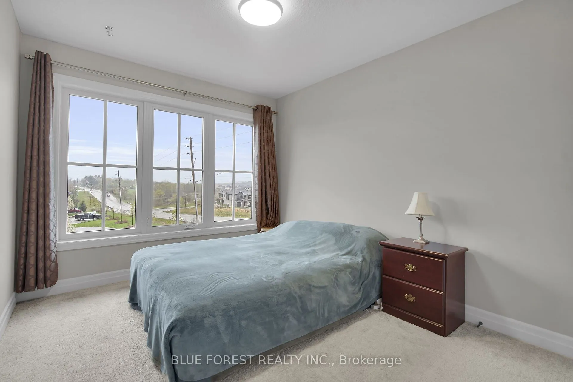555 Sunningdale Road E, #2