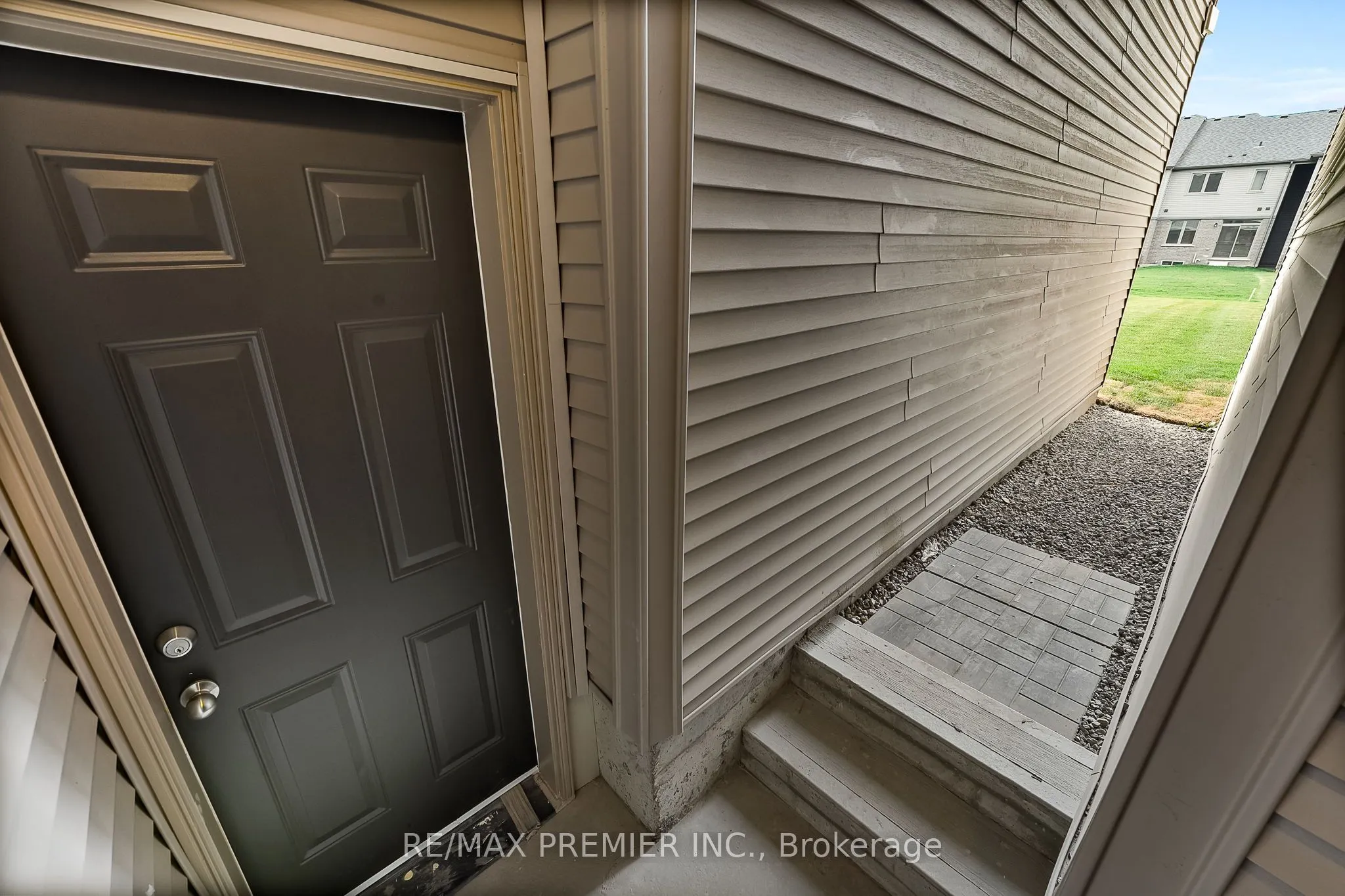 535 Worden Street
