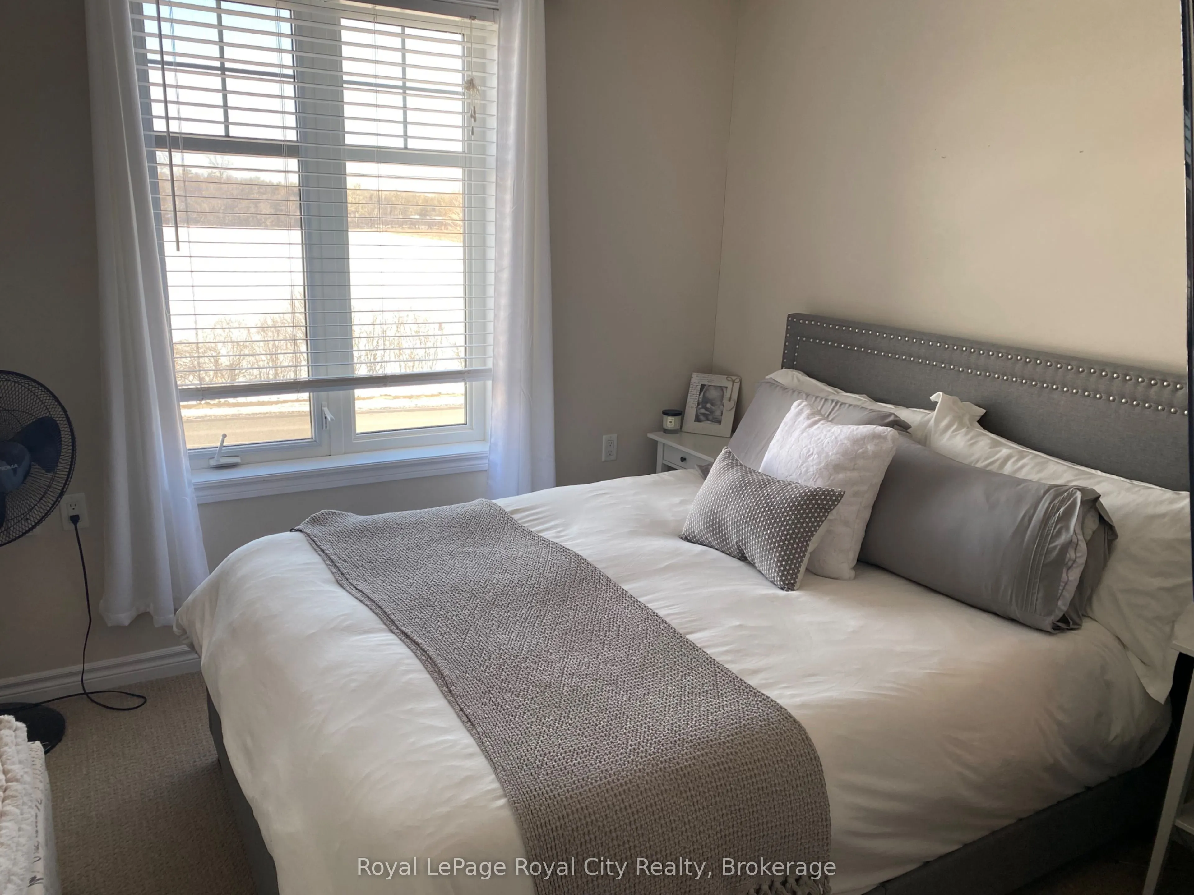 2 Colonial Drive, #207