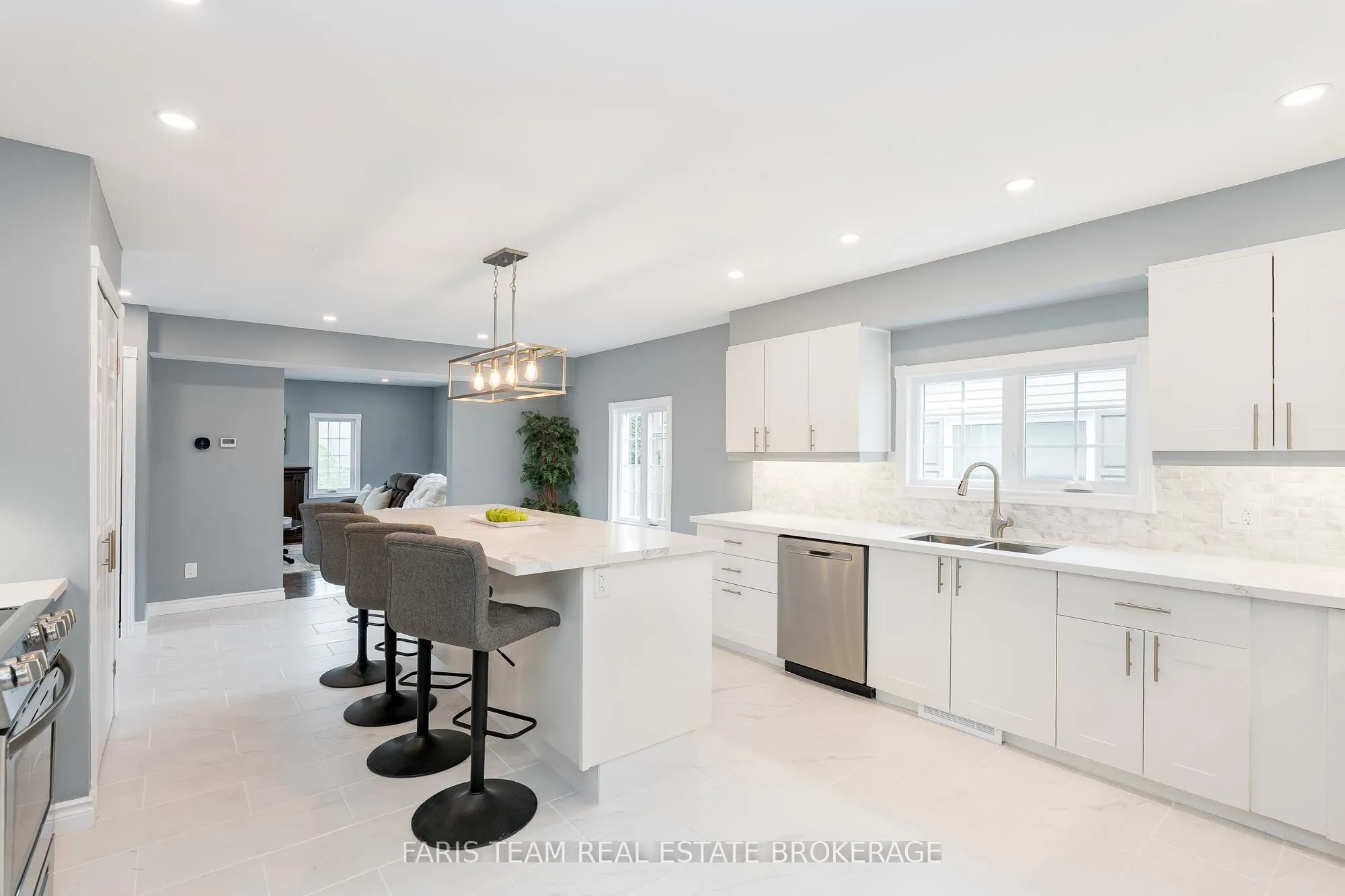 15 Lankin Avenue