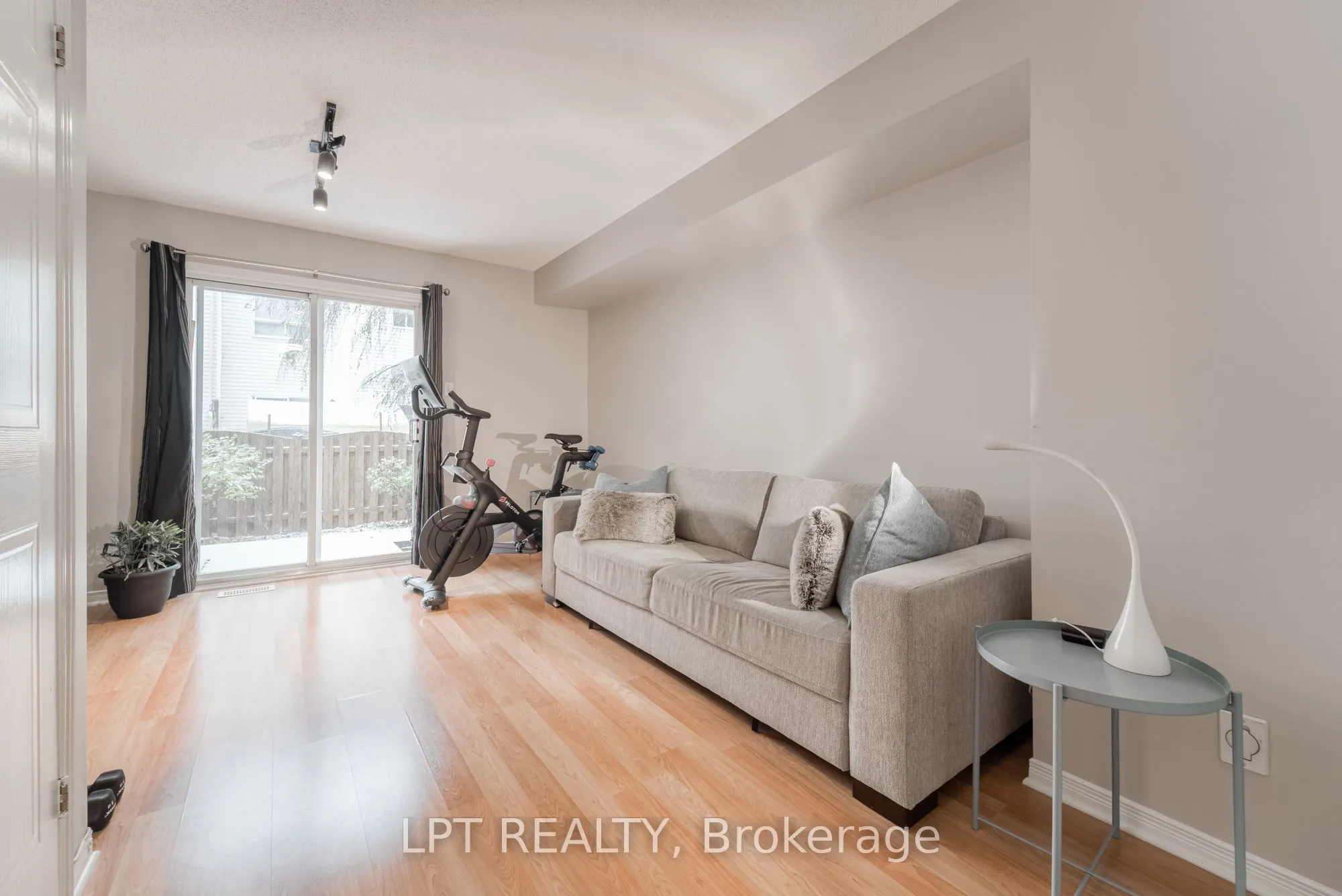 21 Provender Avenue