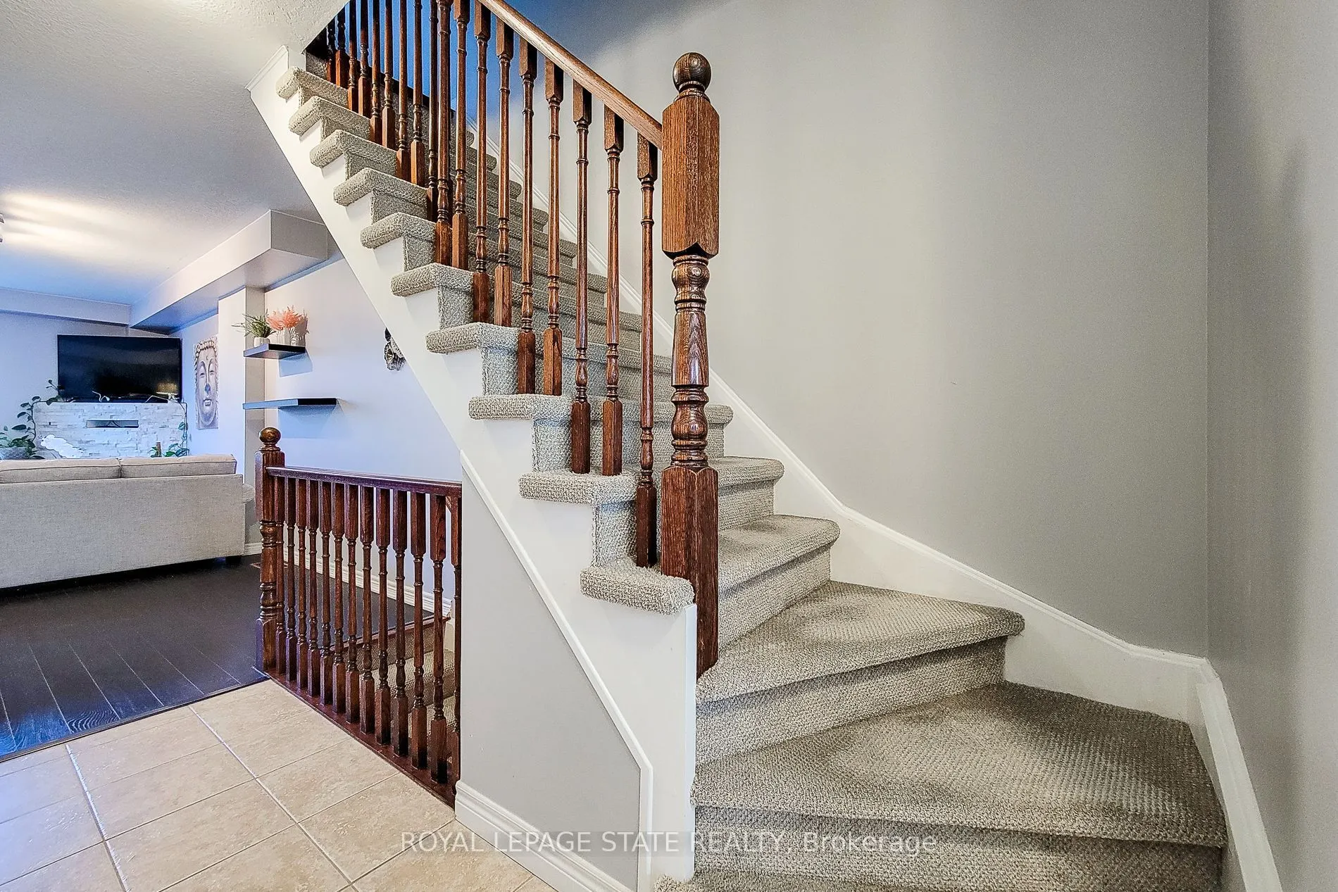 110 Marina Point Crescent