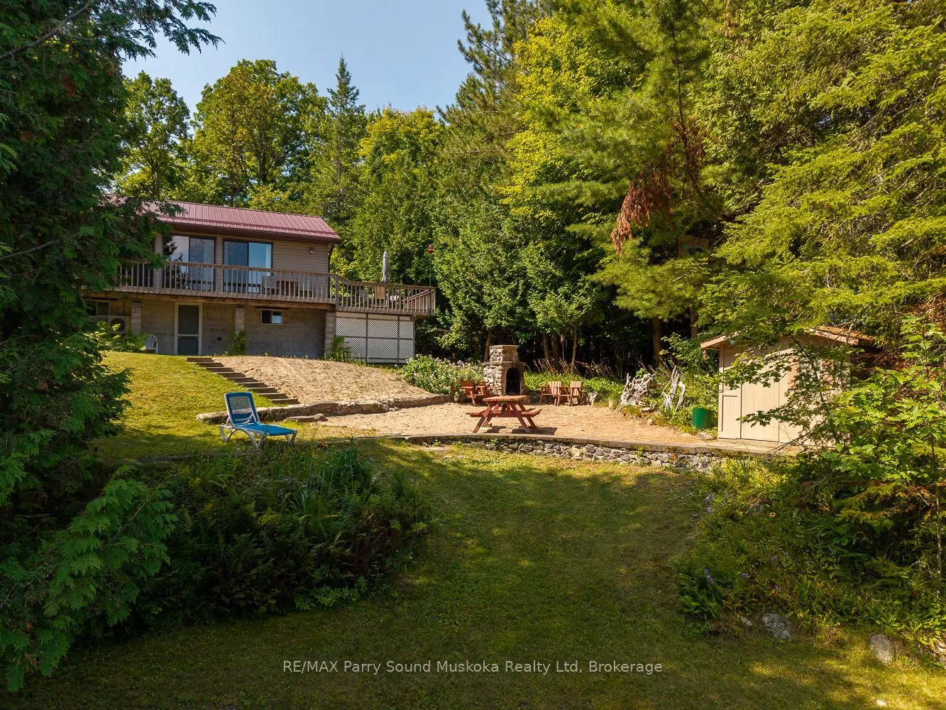 28 Stormy Point Road