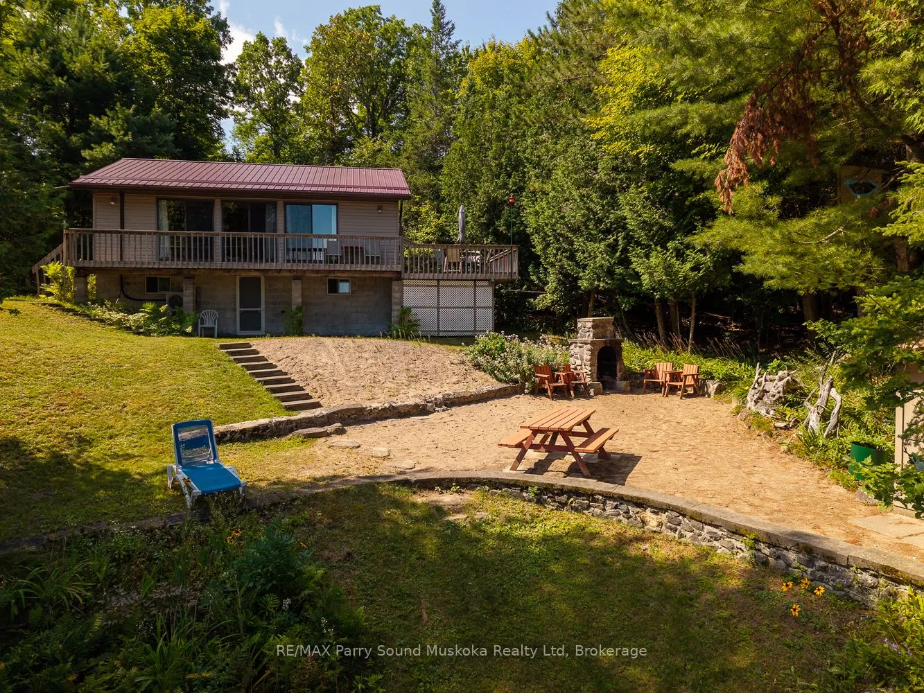 28 Stormy Point Road