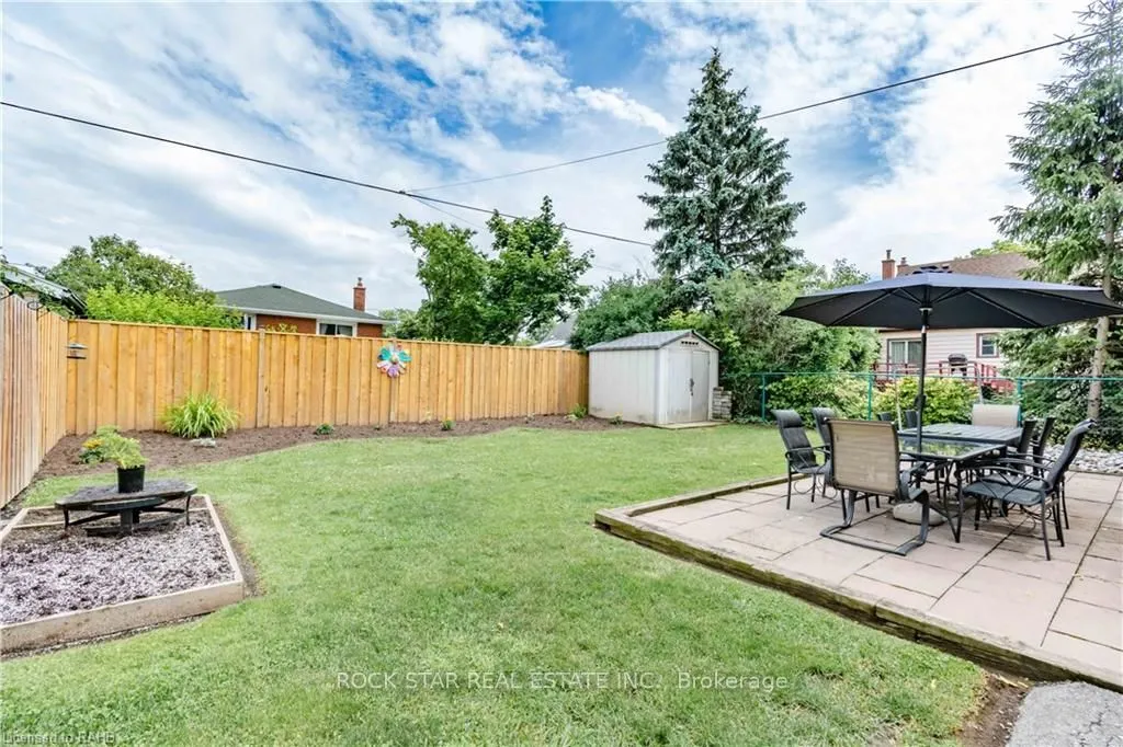 9 Viceroy Court, #LOWER