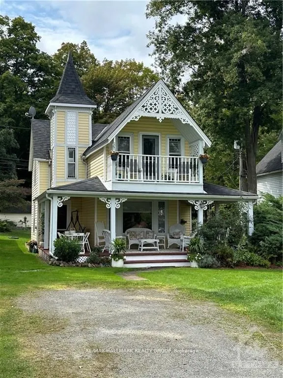 112 MCKENZIE Lane