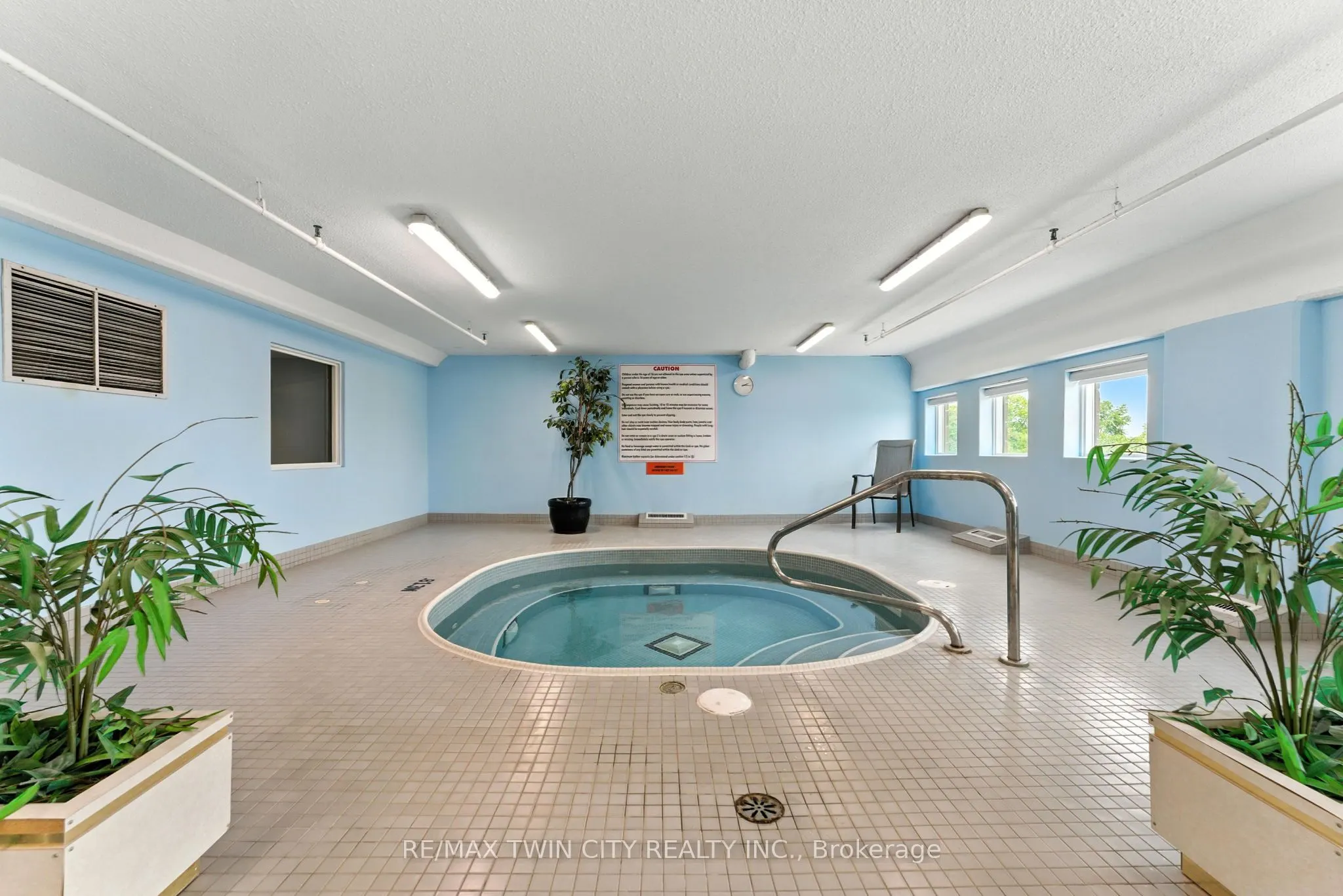 237 King Street W, #1104