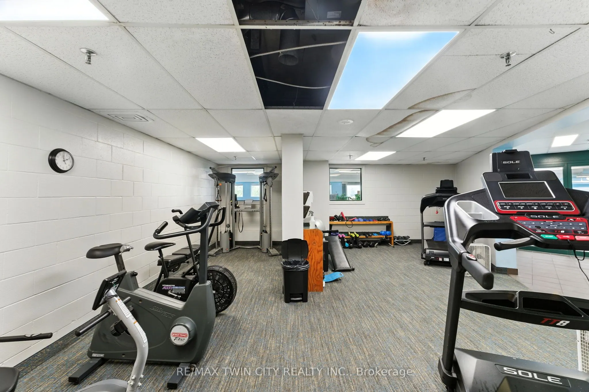 237 King Street W, #1104