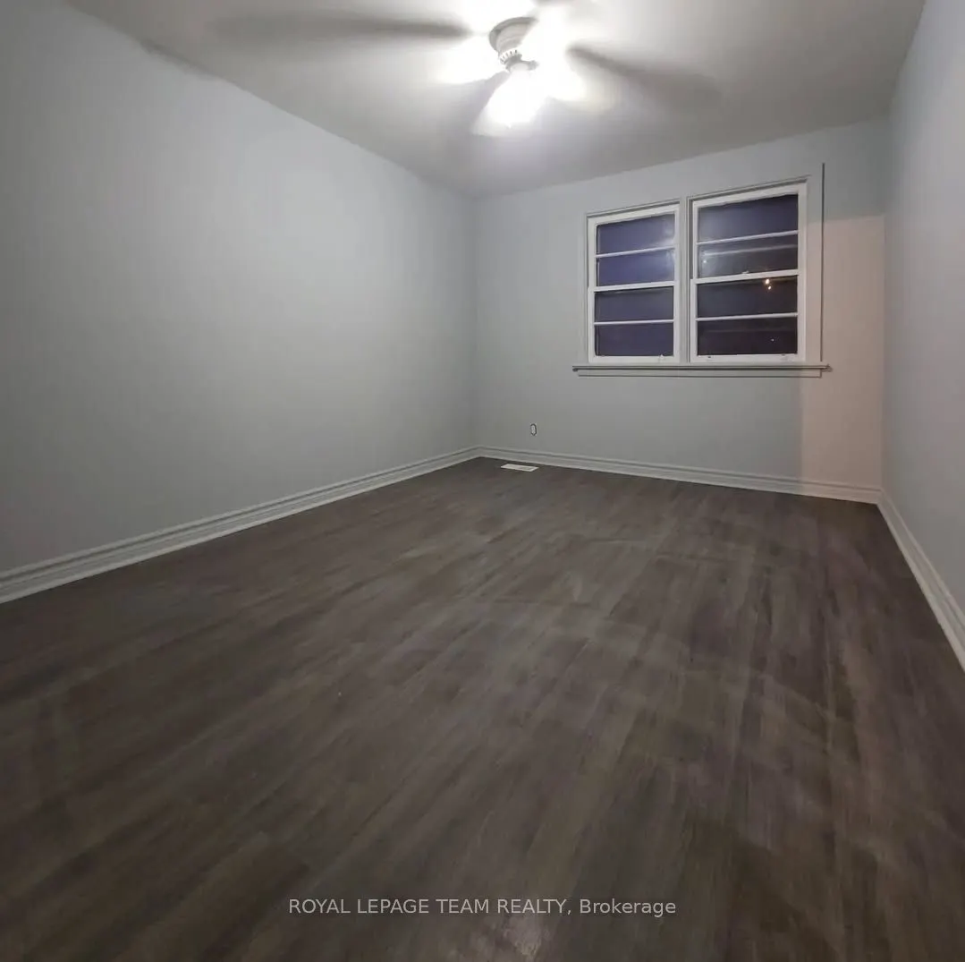 1008 ST. LAURENT Boulevard