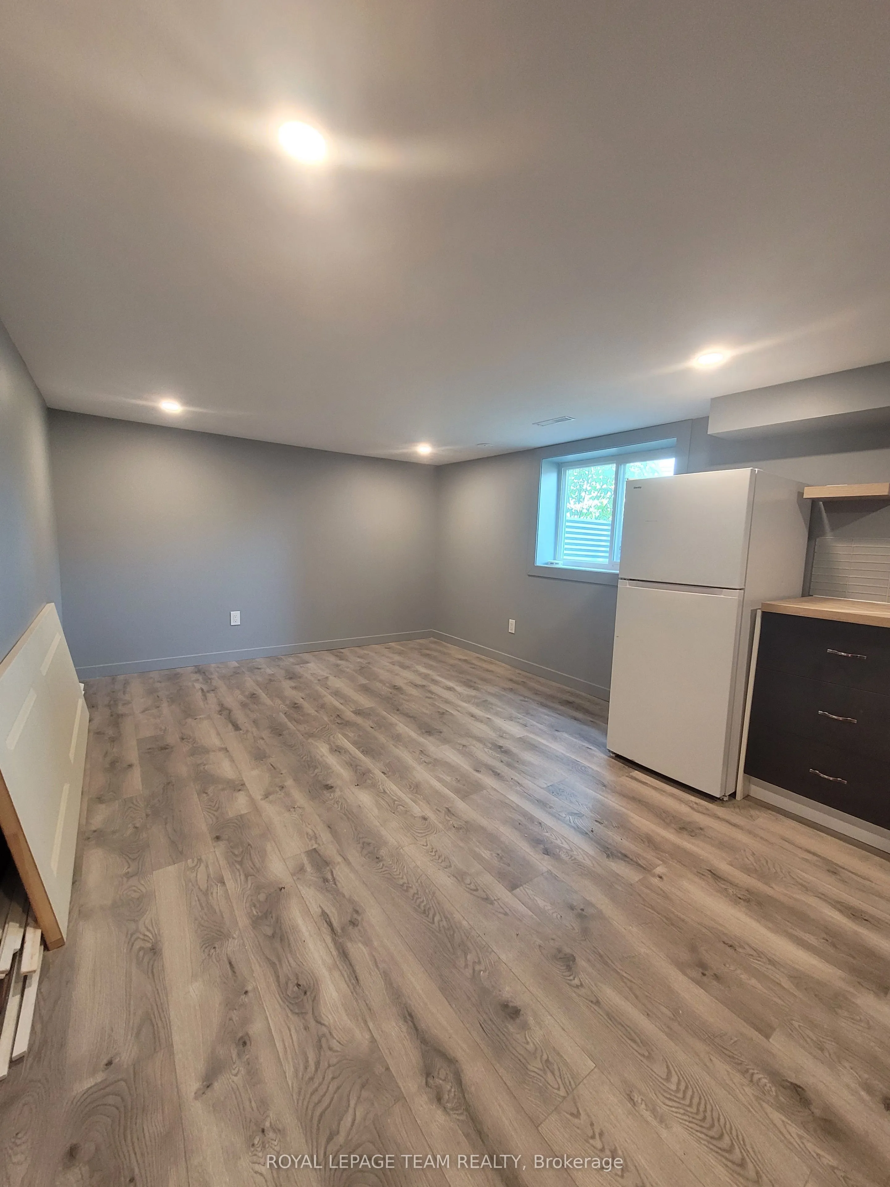 1008 ST. LAURENT Boulevard