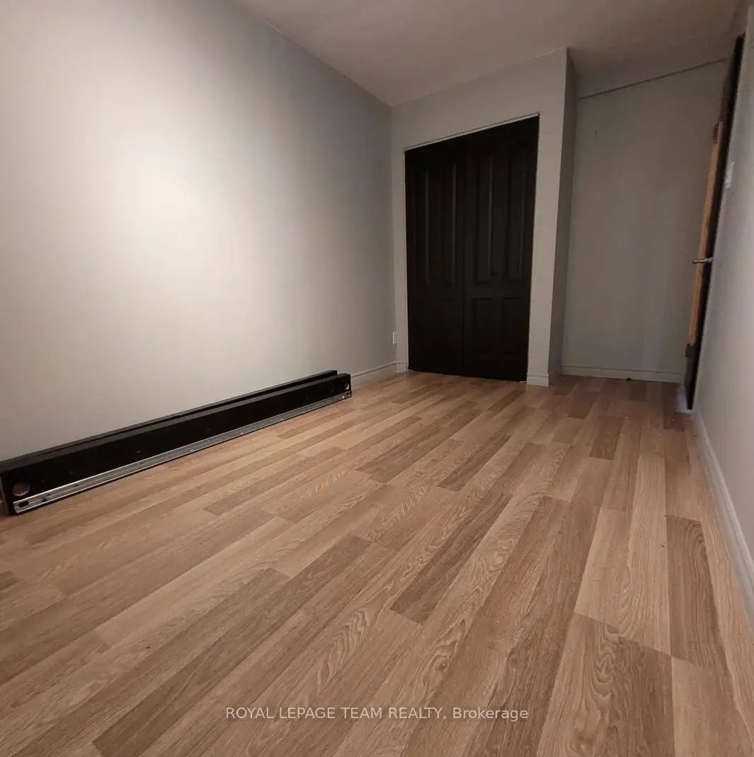 1008 ST. LAURENT Boulevard