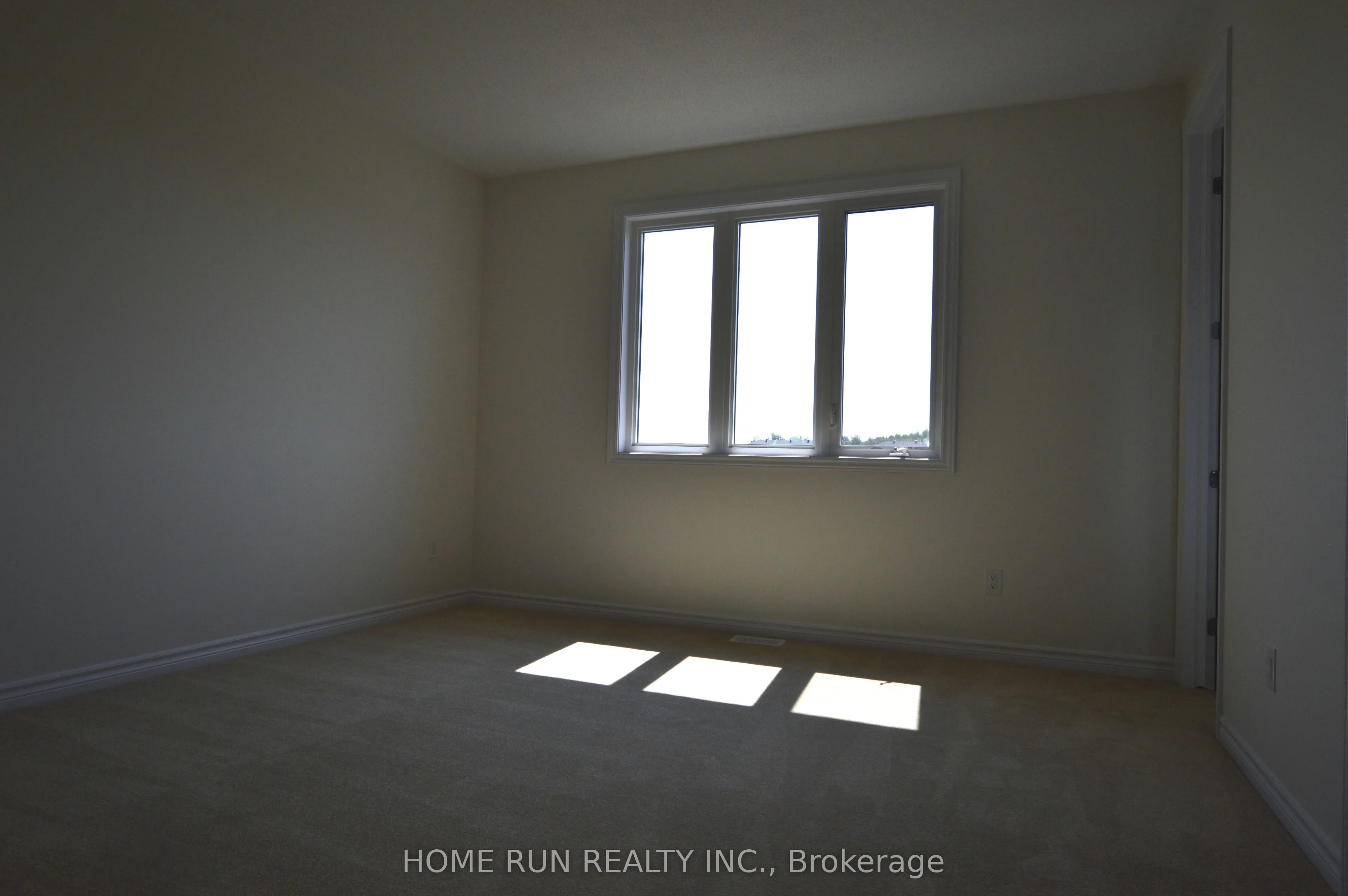 286 Turnbuckle Crescent
