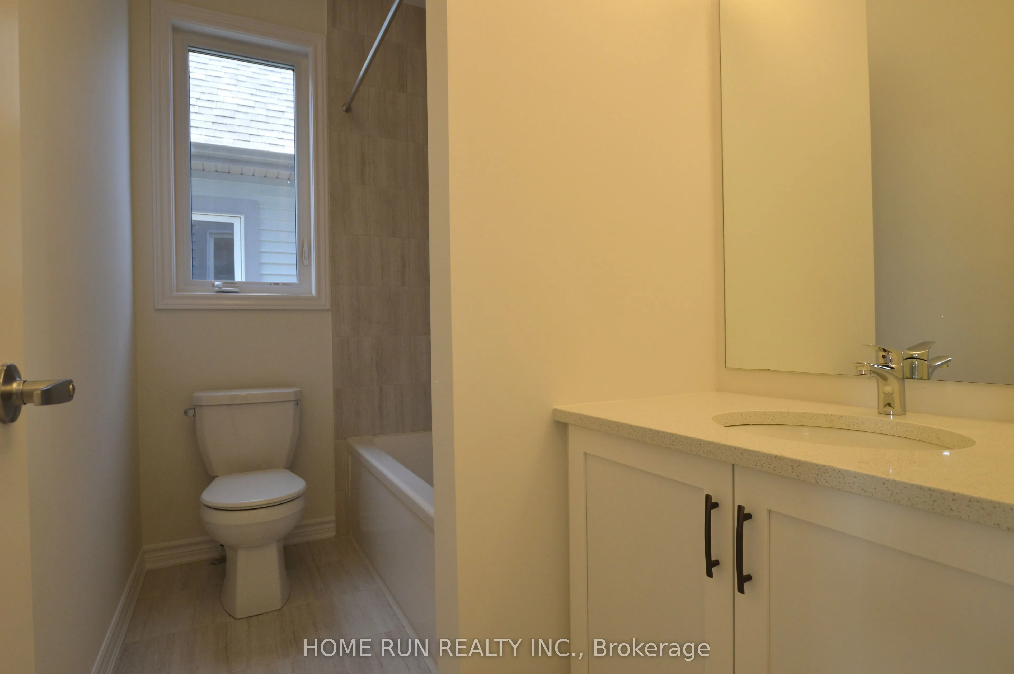 286 Turnbuckle Crescent