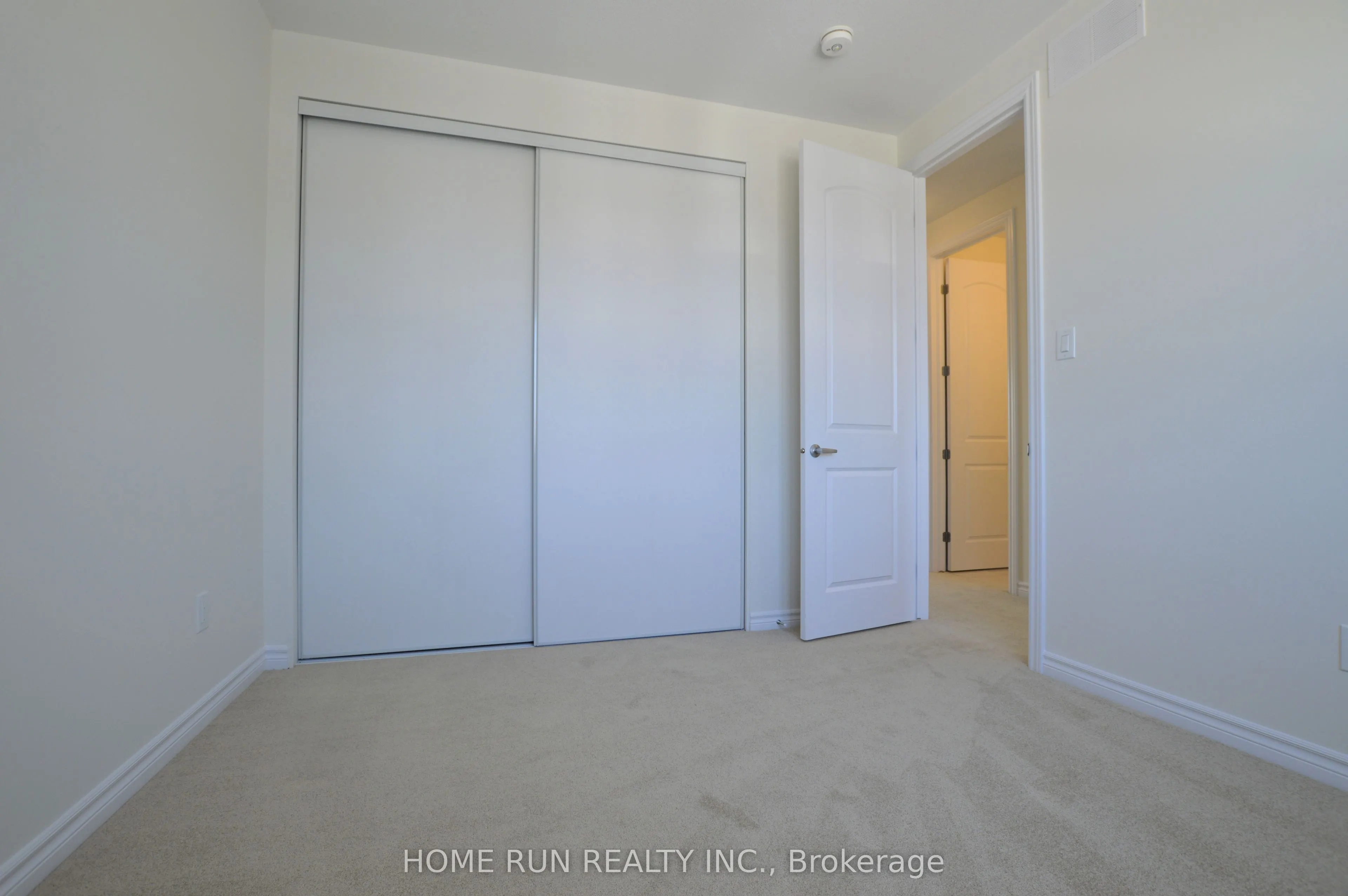 286 Turnbuckle Crescent