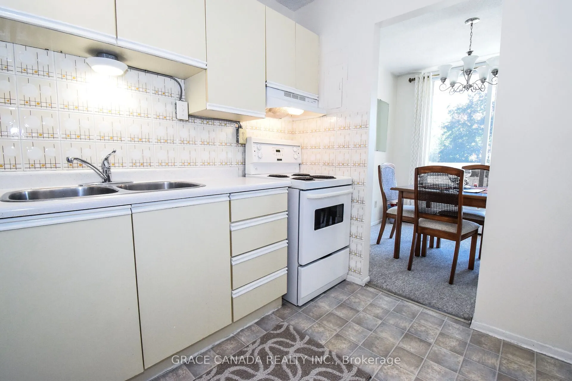 365 Geneva Street, #304