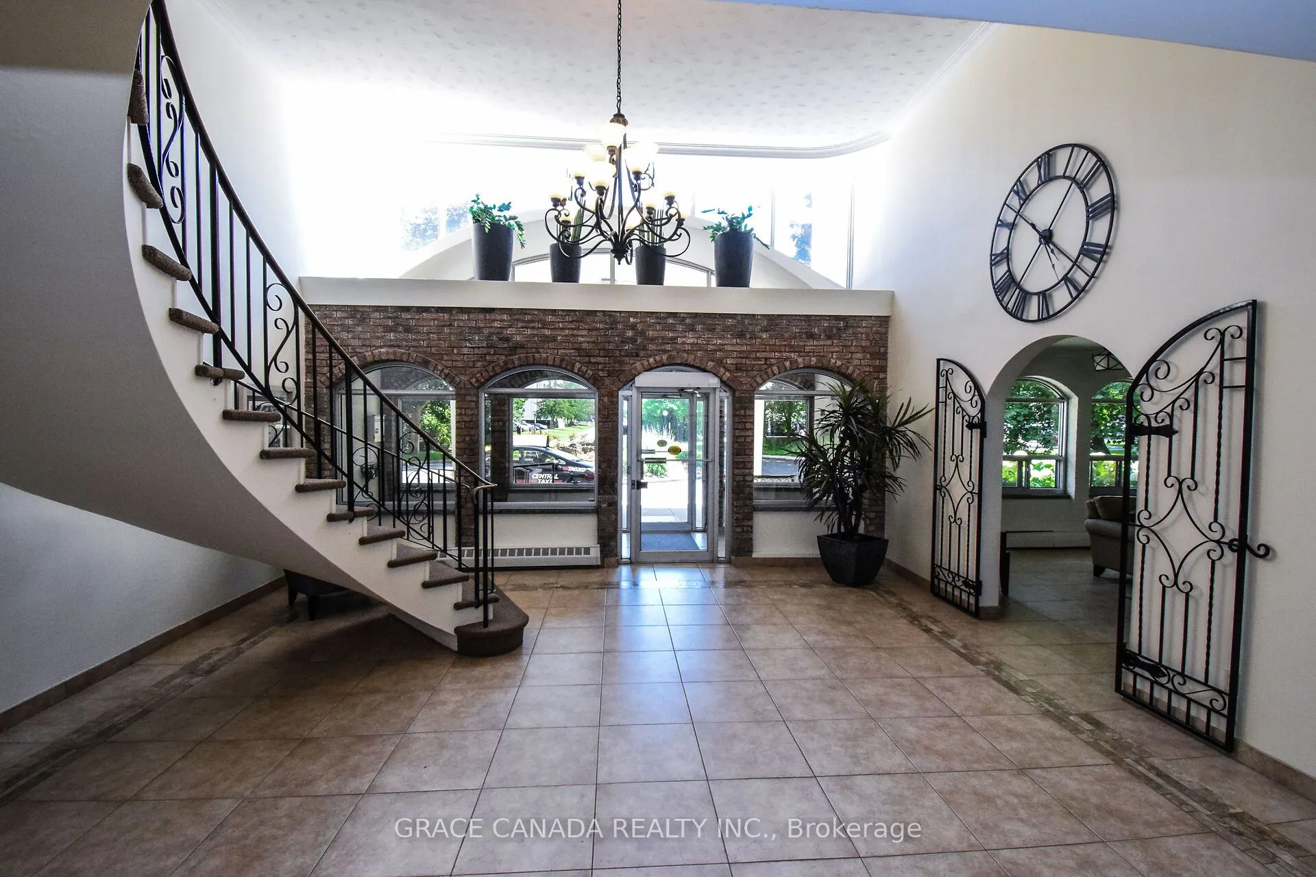 365 Geneva Street, #304