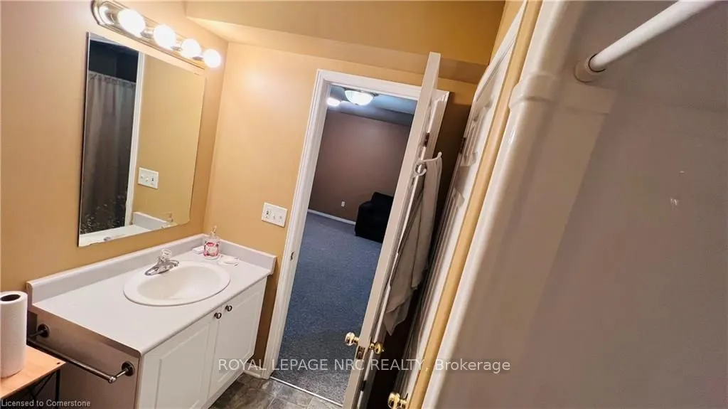 173 Autumn Crescent, #Basement