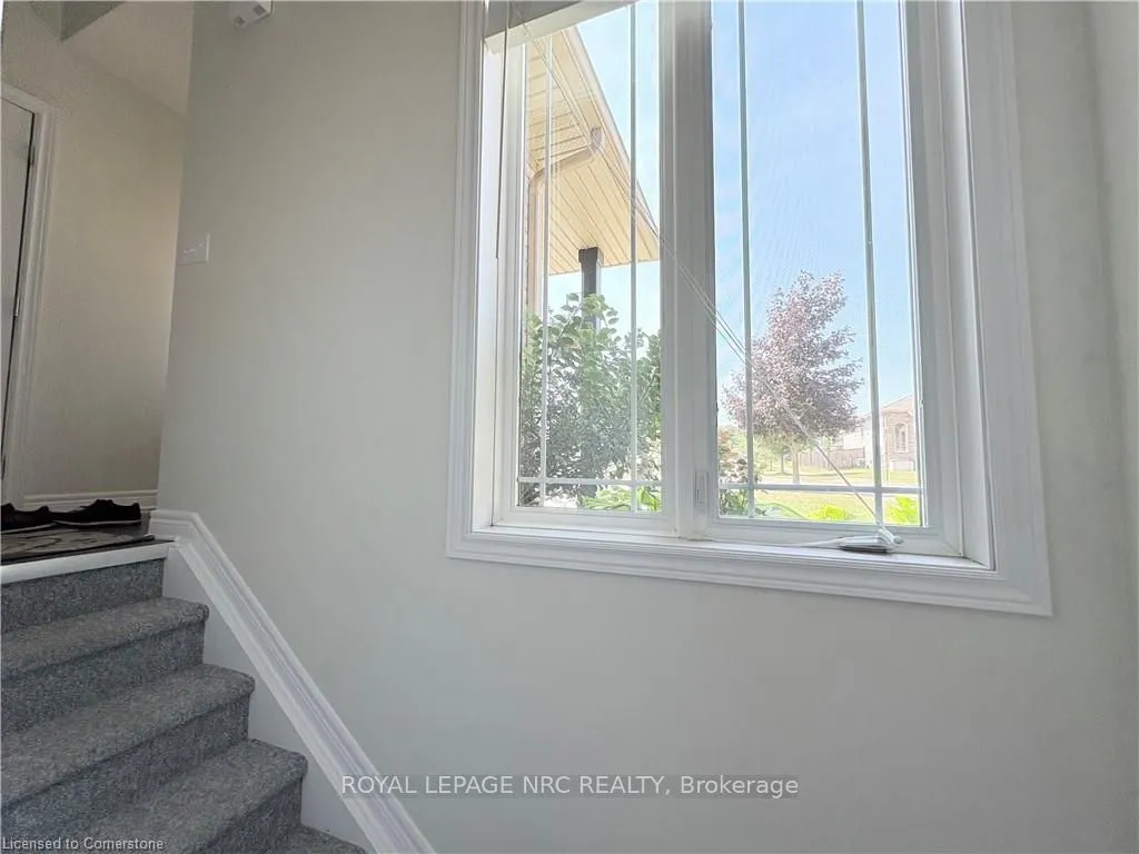 173 Autumn Crescent, #Basement
