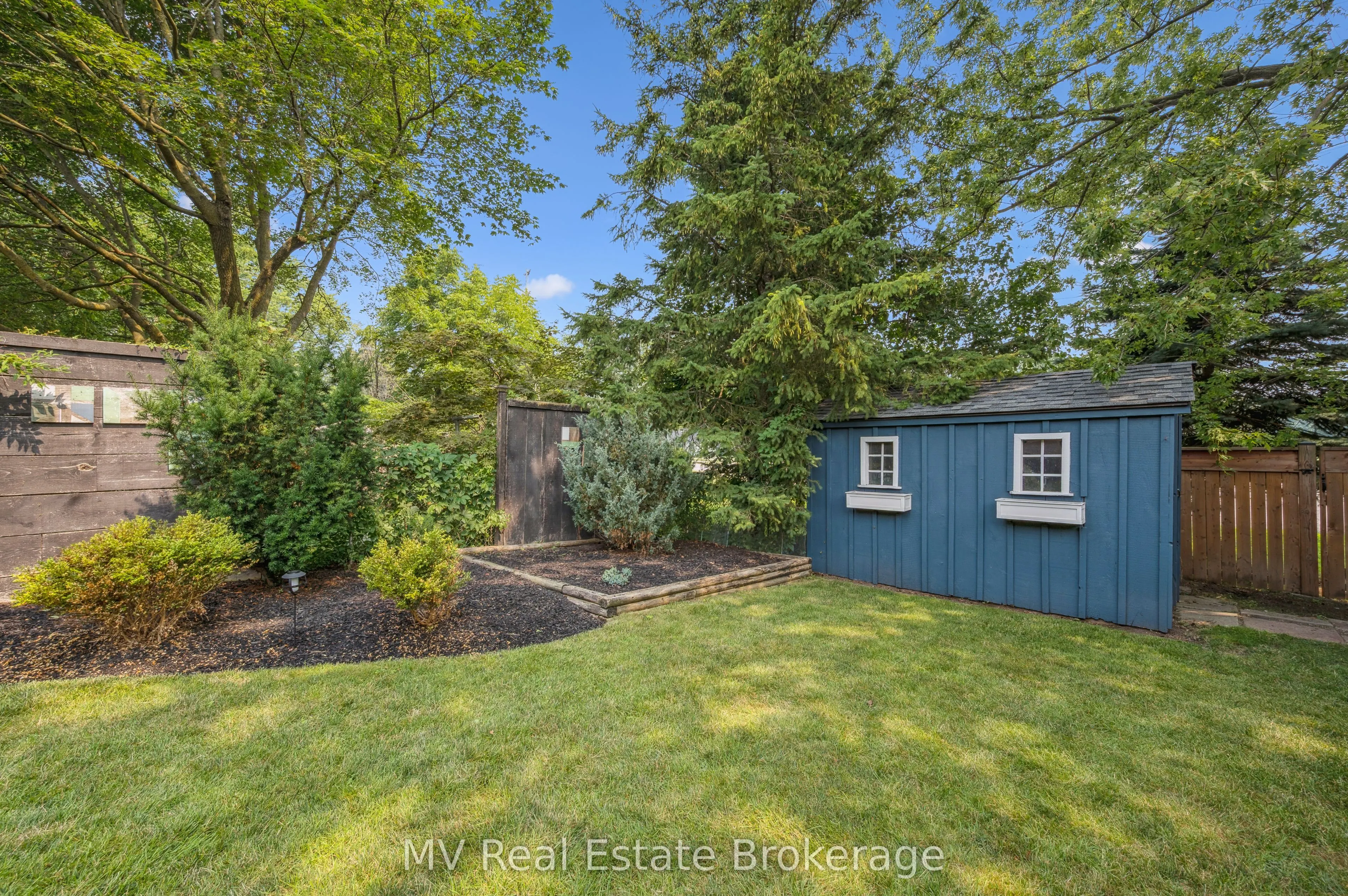 434B Dunvegan Drive