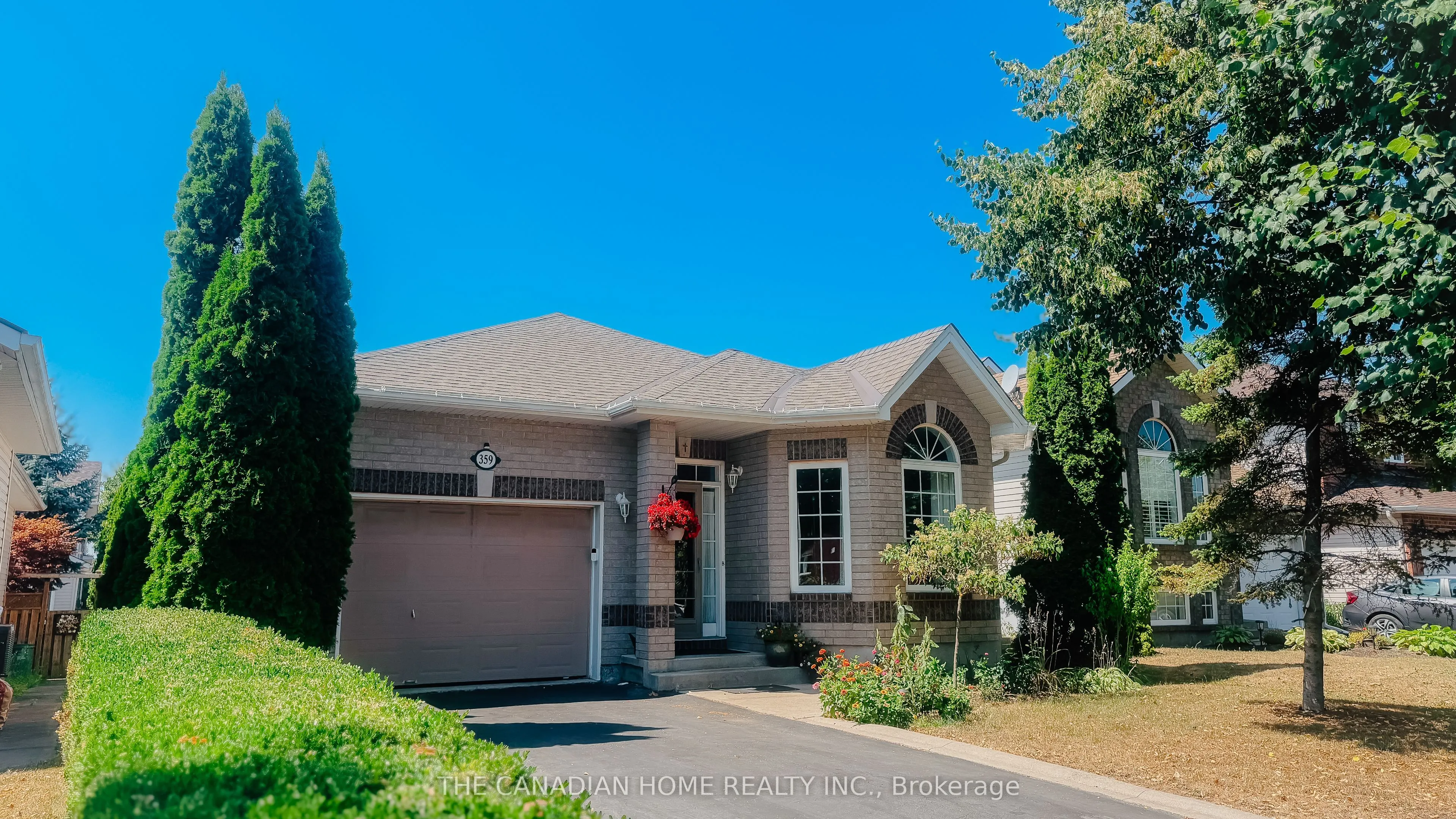 359 ELLESMEER Avenue