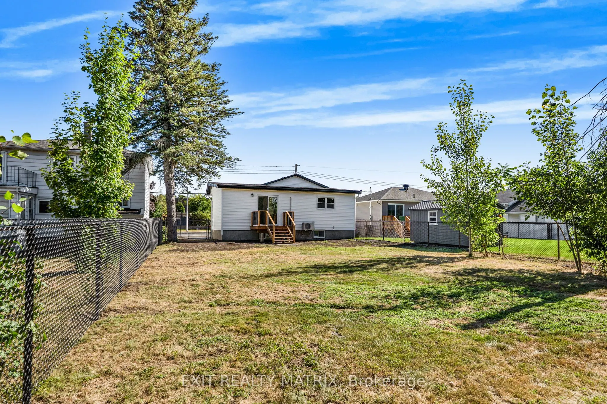 537 Higginson Street
