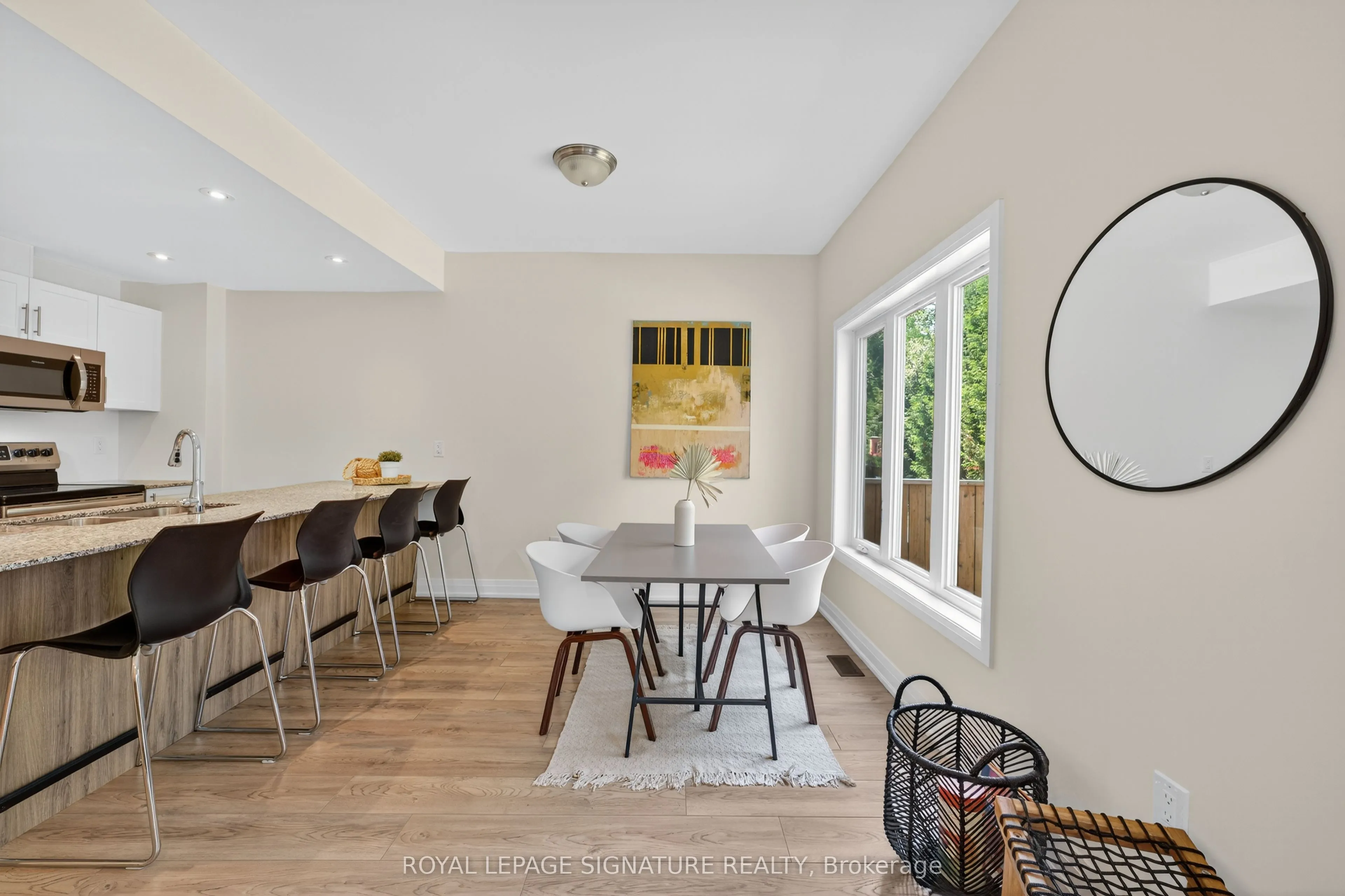 393 Manitoba Street, #4
