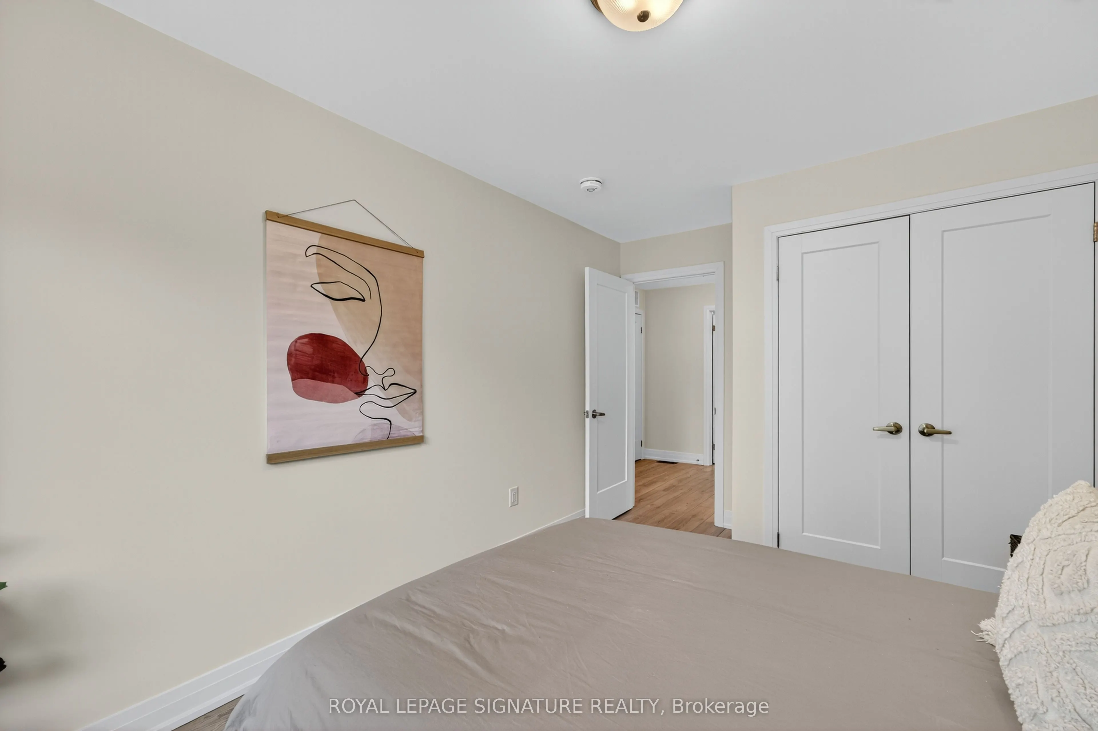 393 Manitoba Street, #4