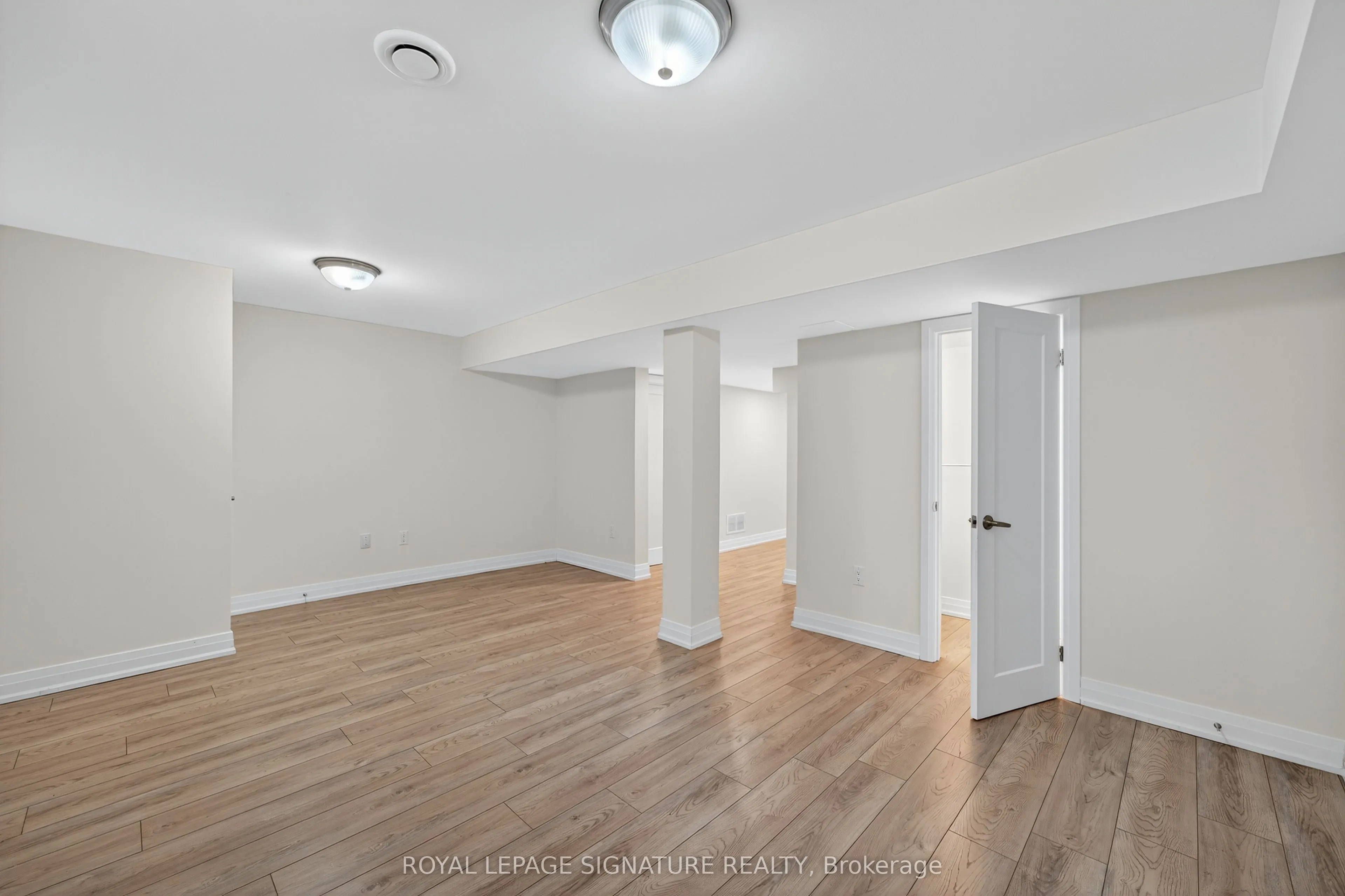 393 Manitoba Street, #4